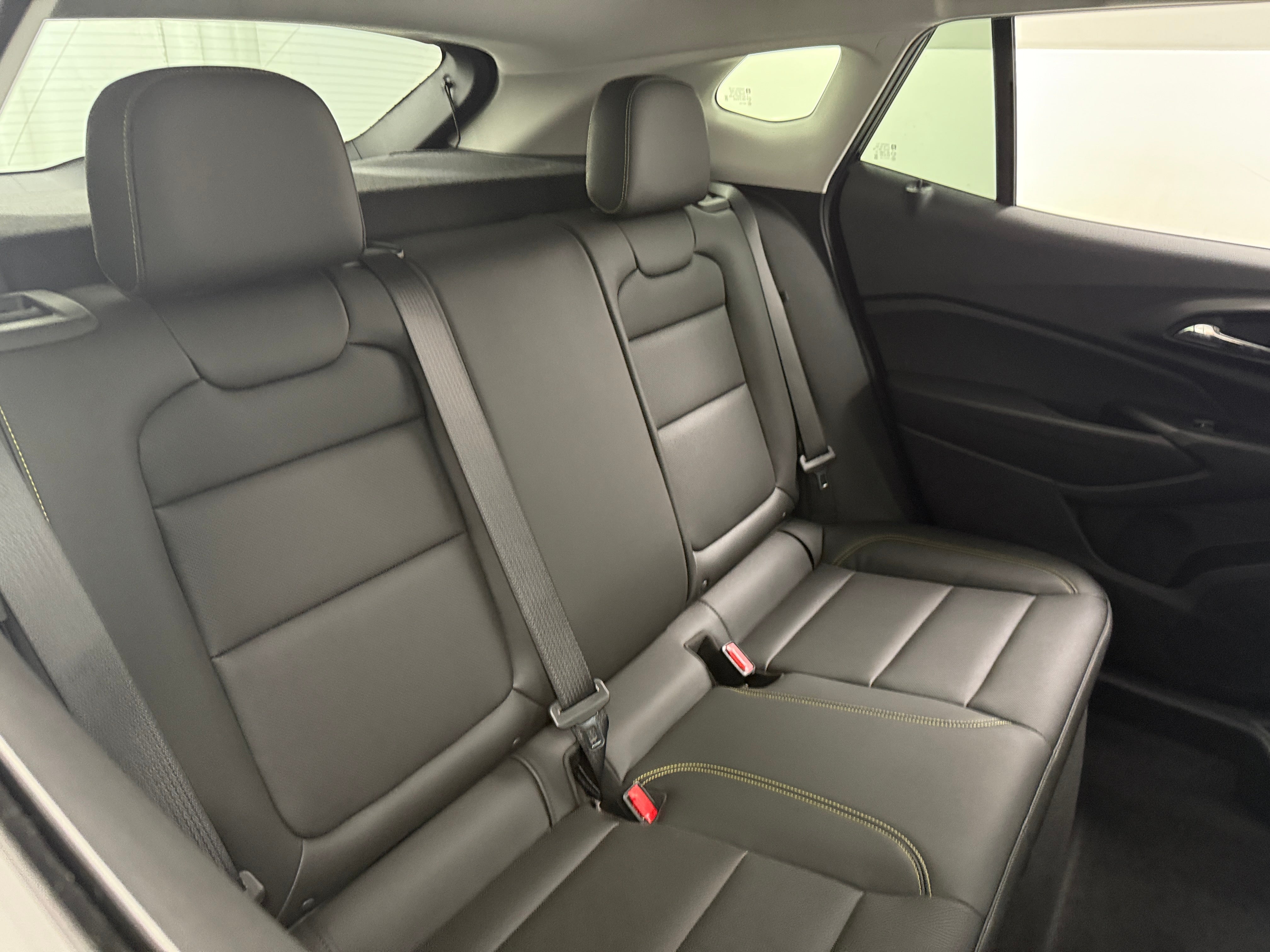 Thumbnail: 2025 Chevrolet Trax - 5