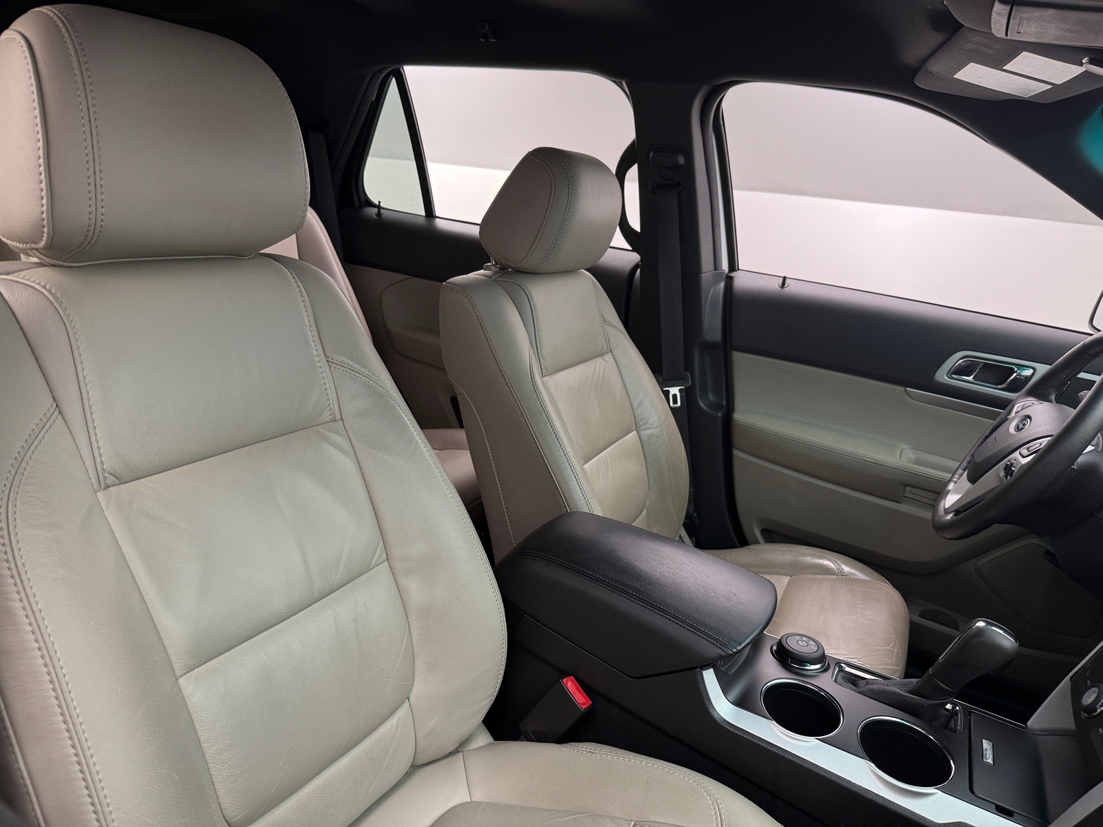 Thumbnail: 2014 Ford Explorer - 2