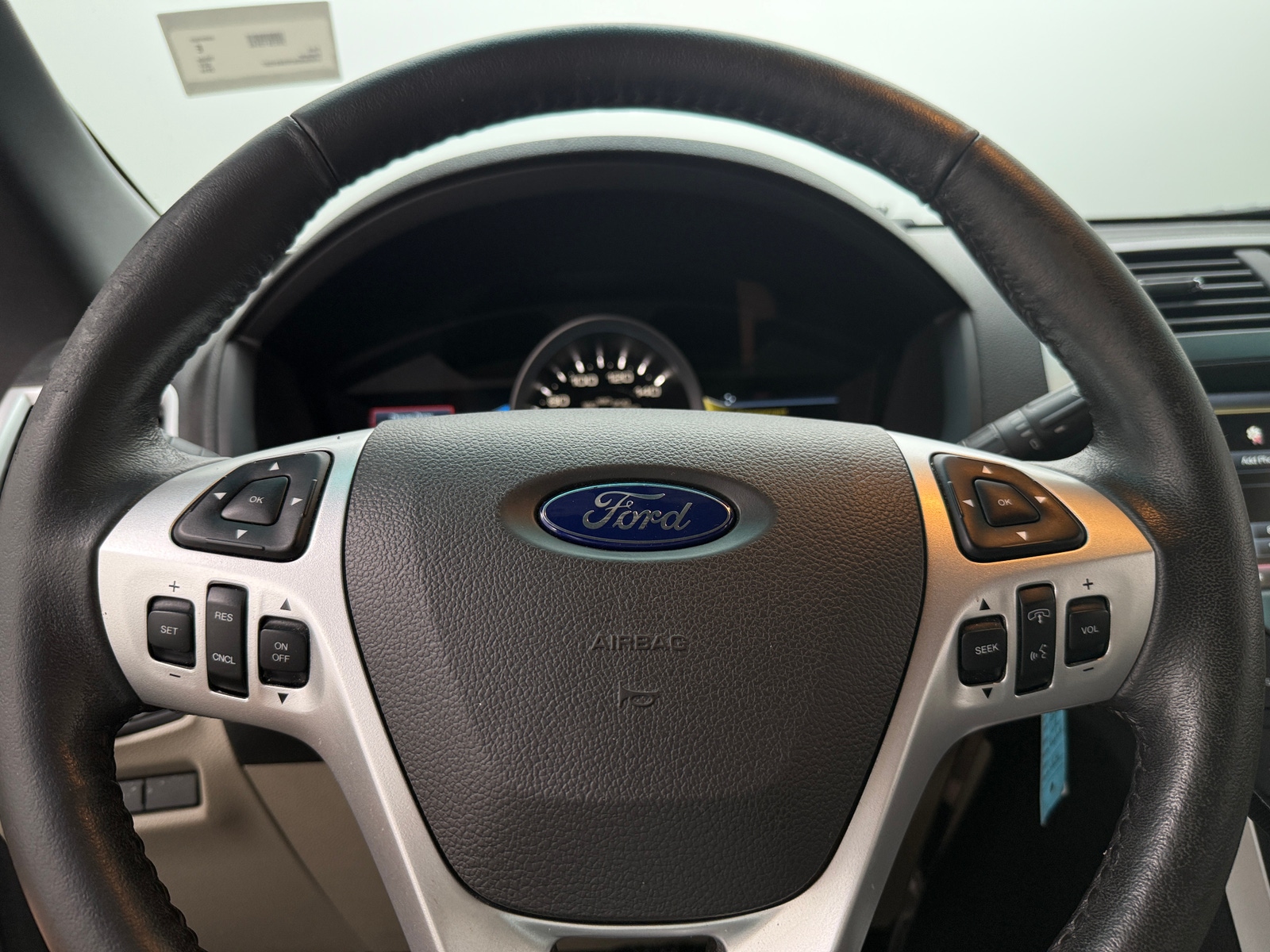 Thumbnail: 2014 Ford Explorer - 5