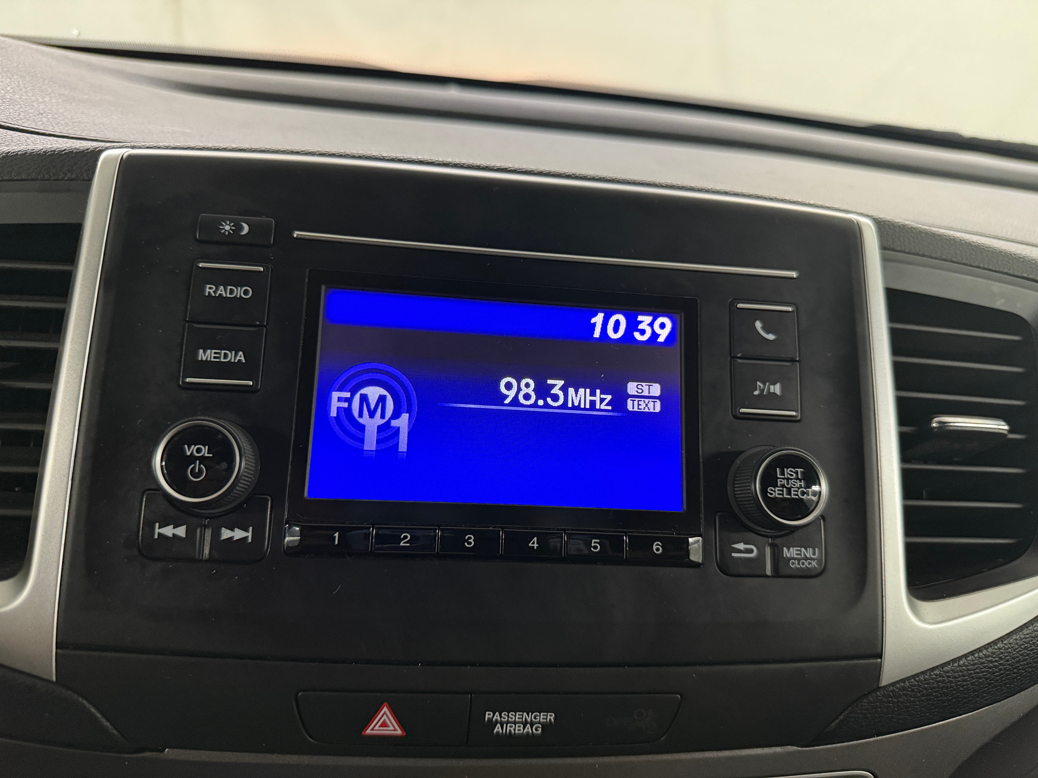 Thumbnail: 2018 Honda Pilot - 4