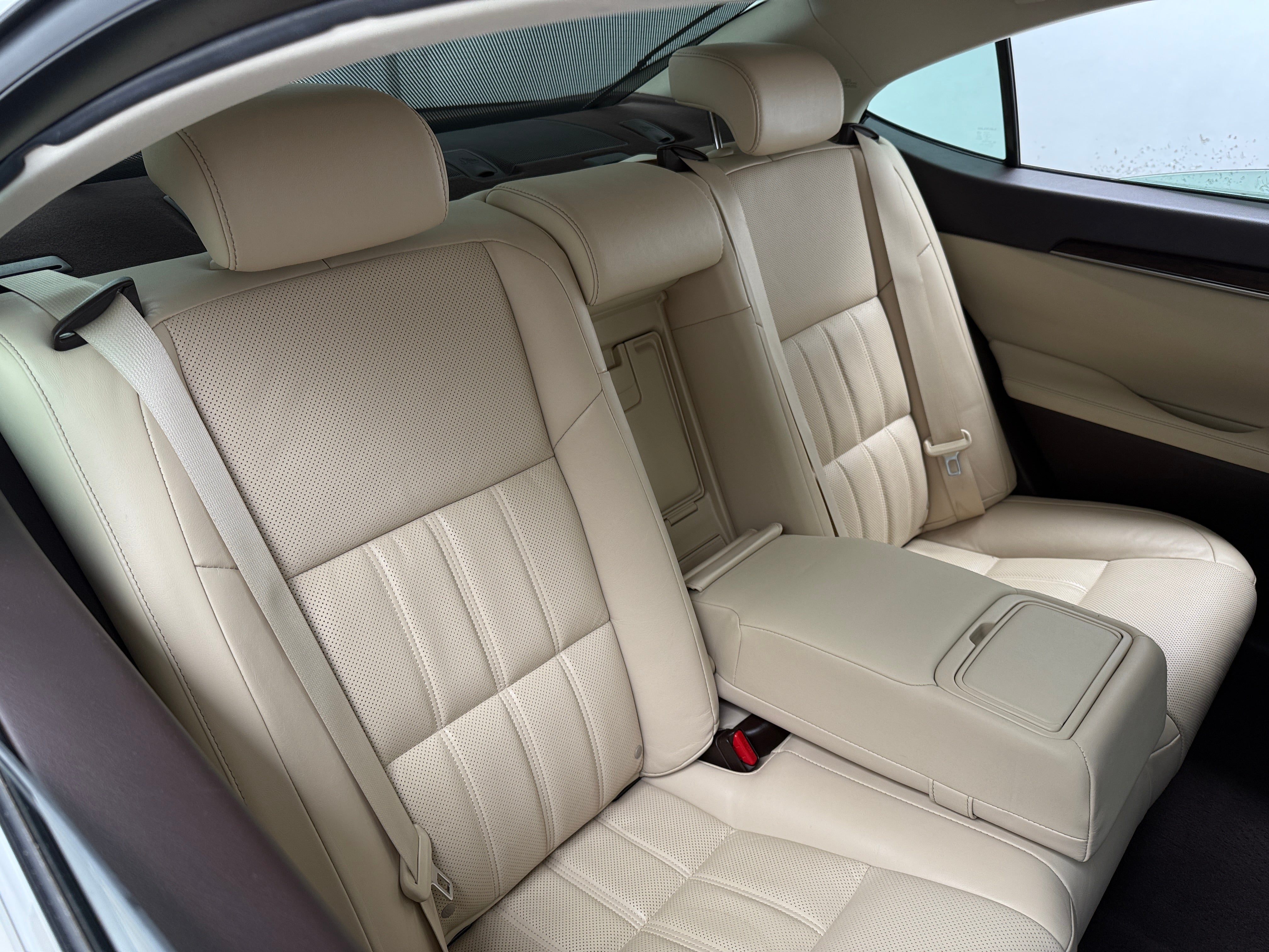 Thumbnail: 2017 Lexus ES - 5