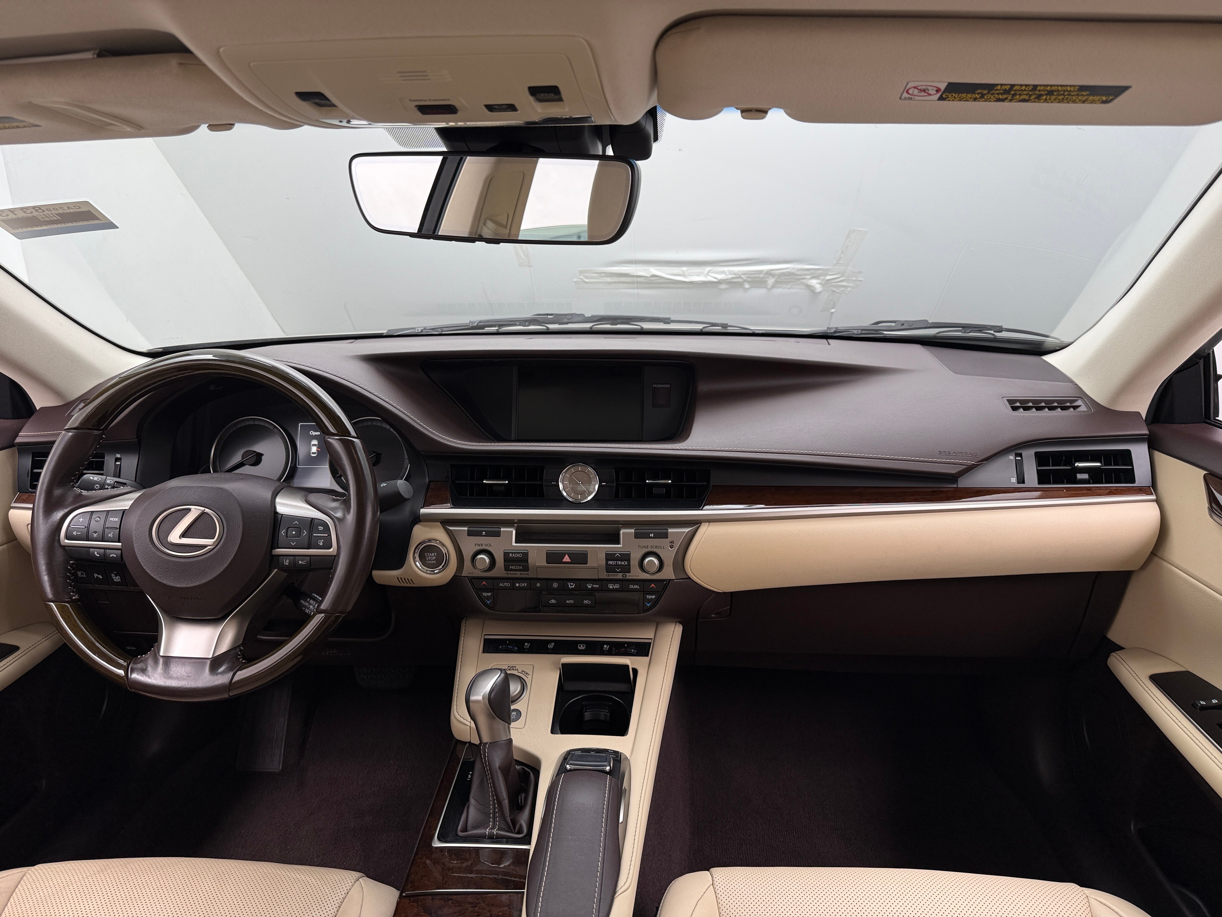 Thumbnail: 2017 Lexus ES - 2