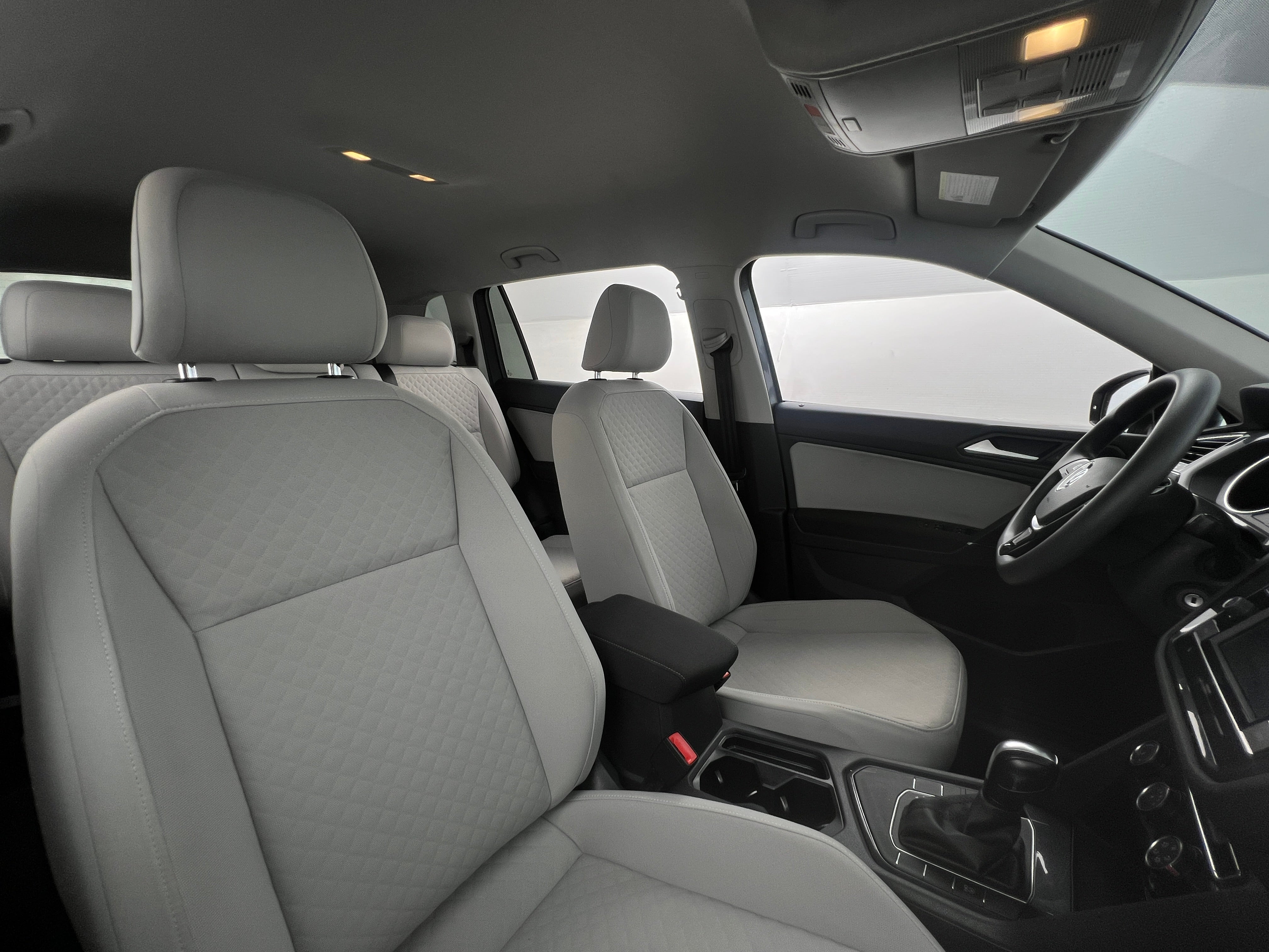 Thumbnail: 2020 Volkswagen Tiguan - 2