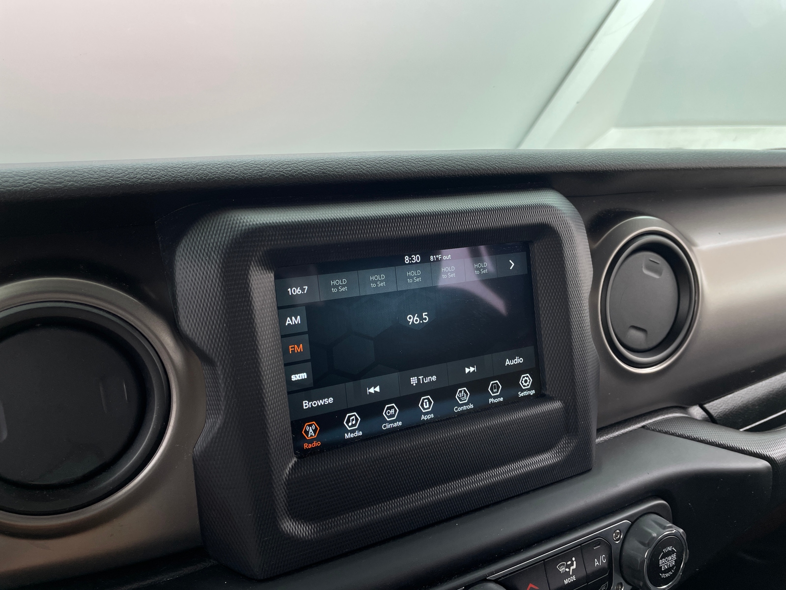 Thumbnail: 2020 Jeep Gladiator - 4