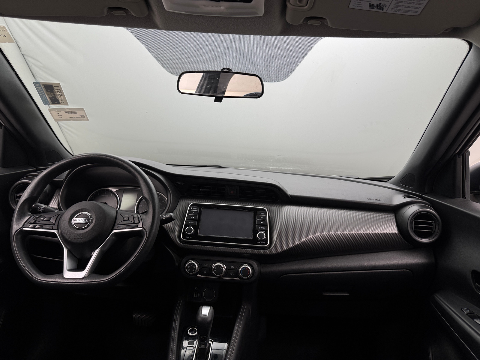 Thumbnail: 2018 Nissan Kicks - 3