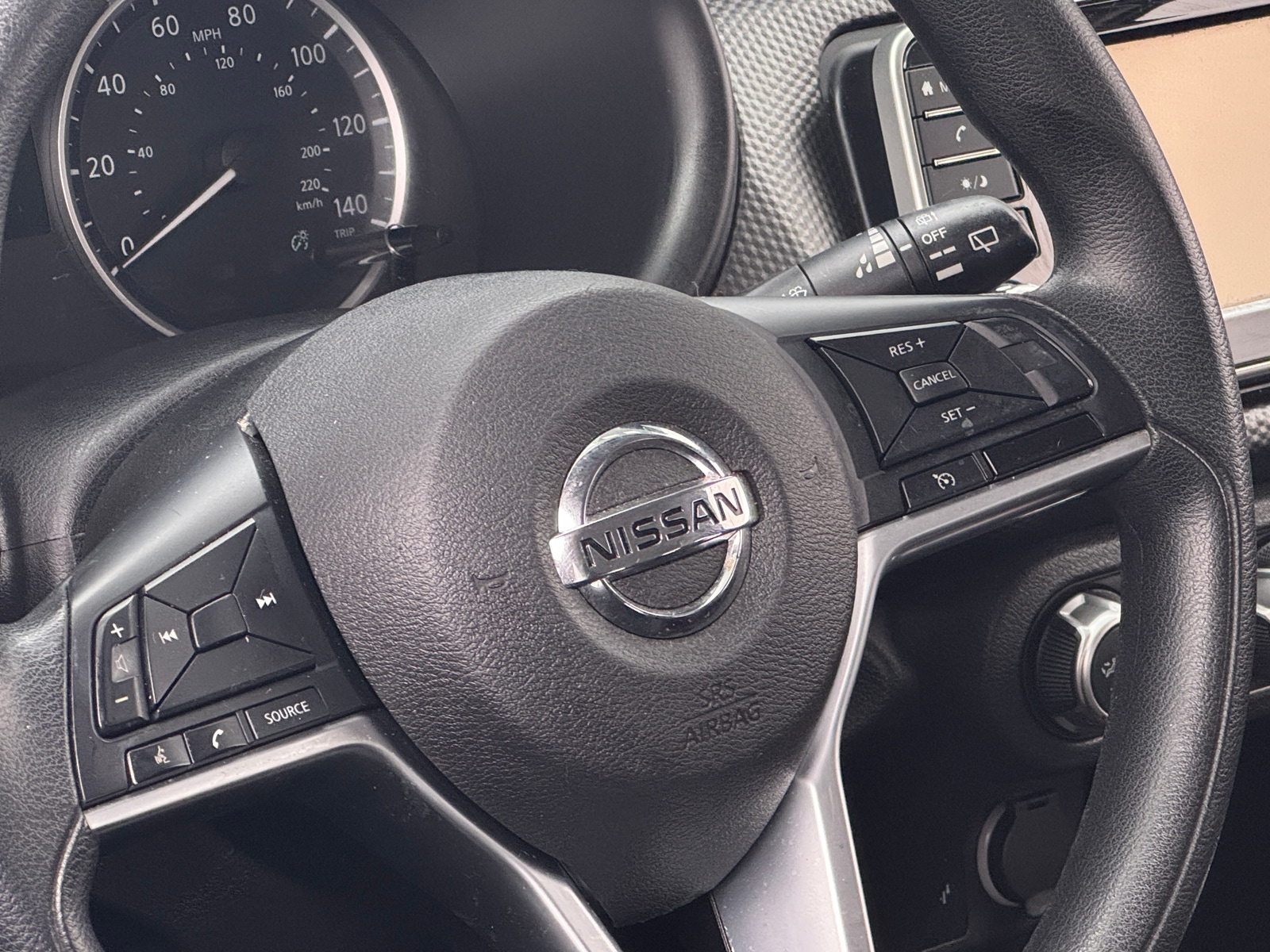 Thumbnail: 2018 Nissan Kicks - 5