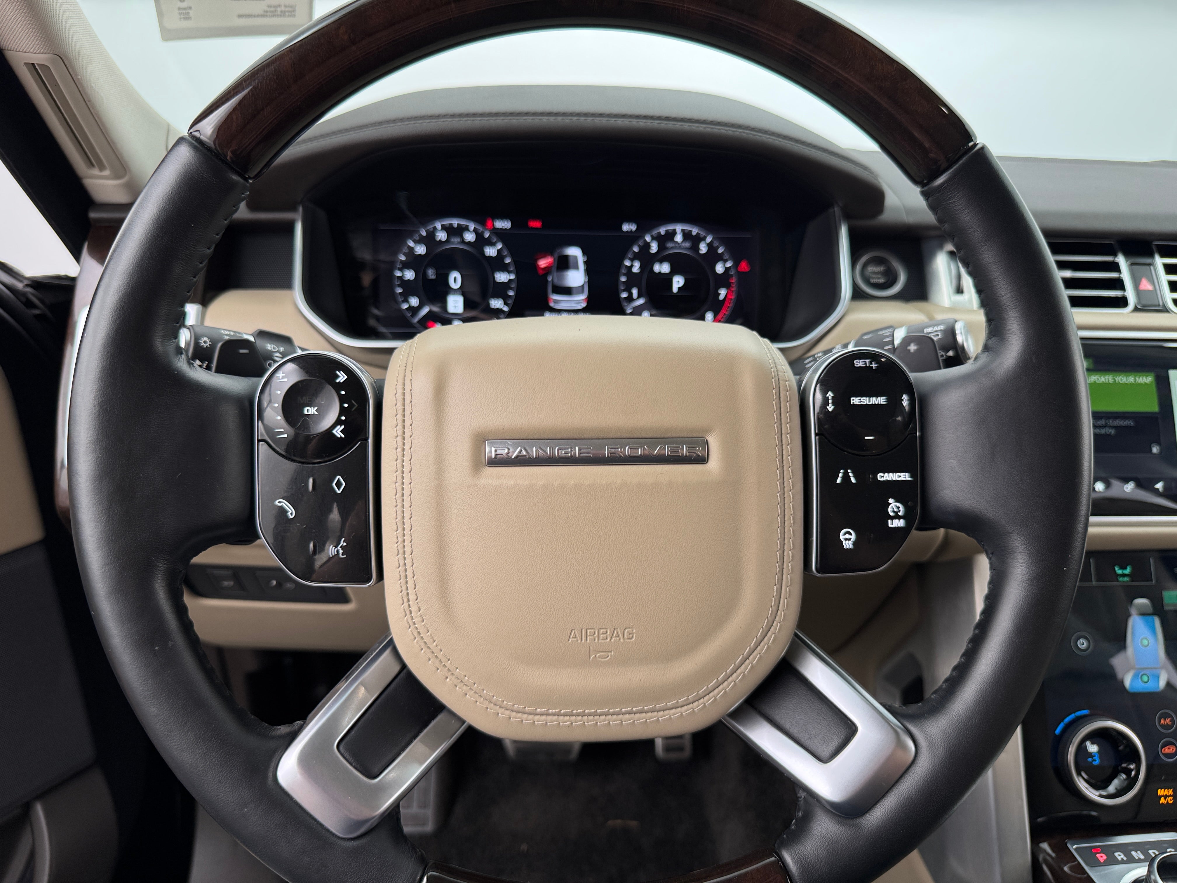 Thumbnail: 2021 Land Rover Range Rover - 4