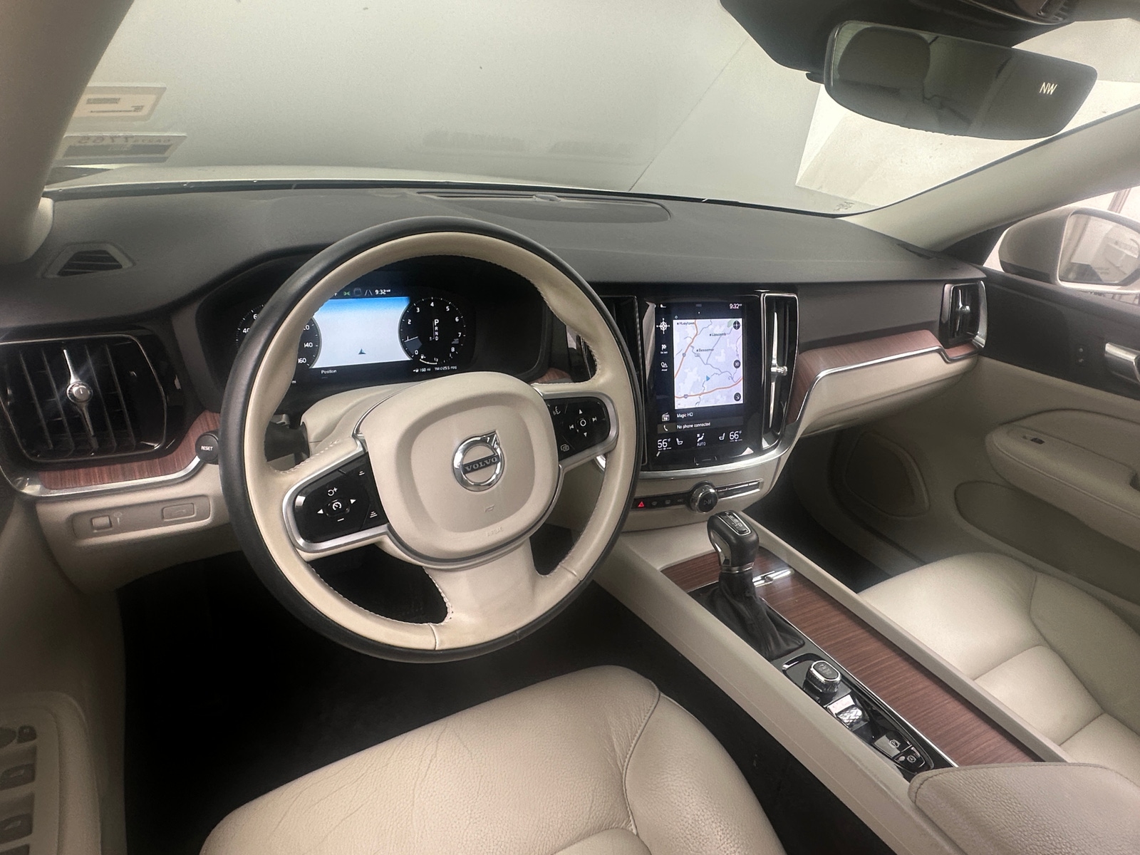 Thumbnail: 2021 Volvo S60 - 2