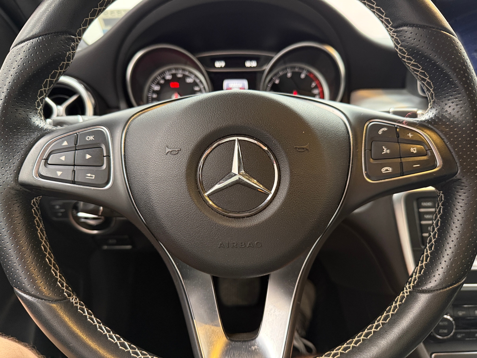 Thumbnail: 2018 Mercedes-Benz GLA - 4