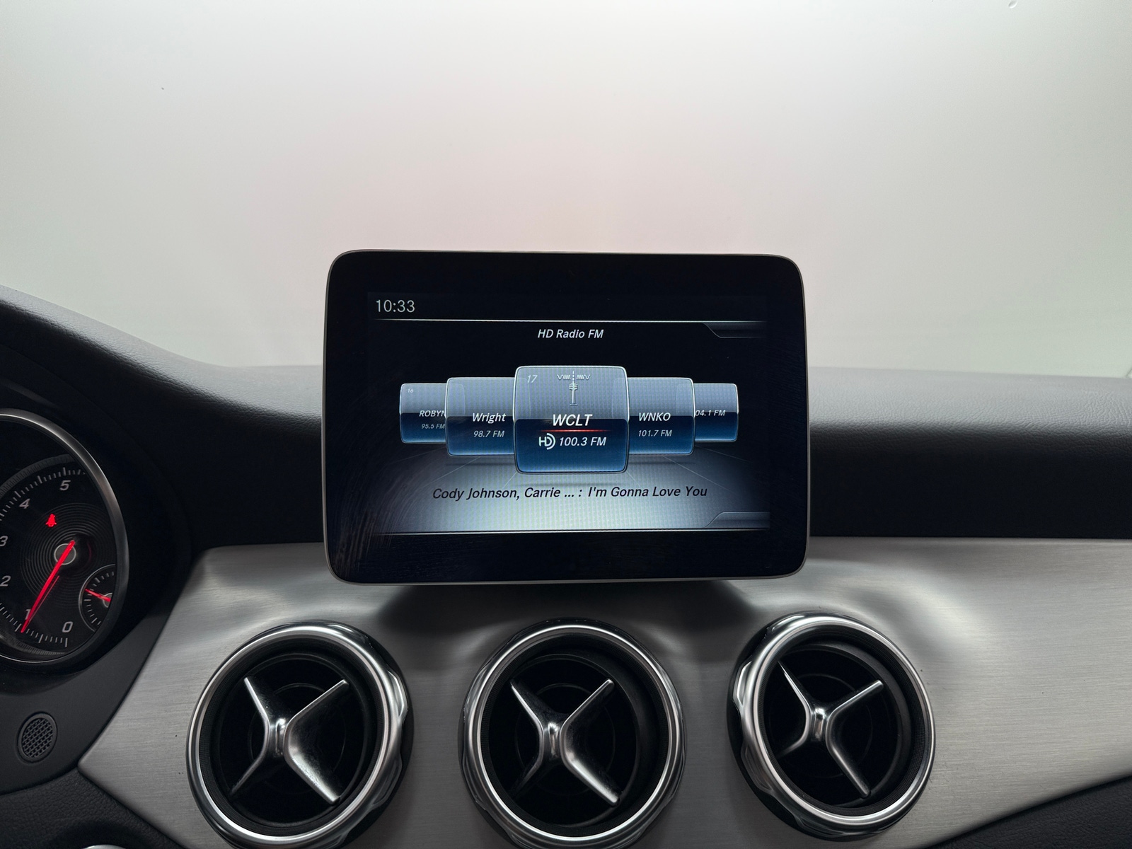 Thumbnail: 2018 Mercedes-Benz GLA - 3