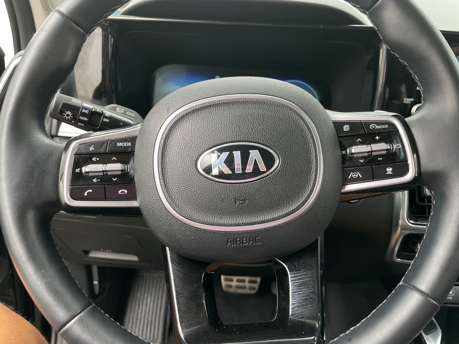 Thumbnail: 2021 Kia Sorento - 4