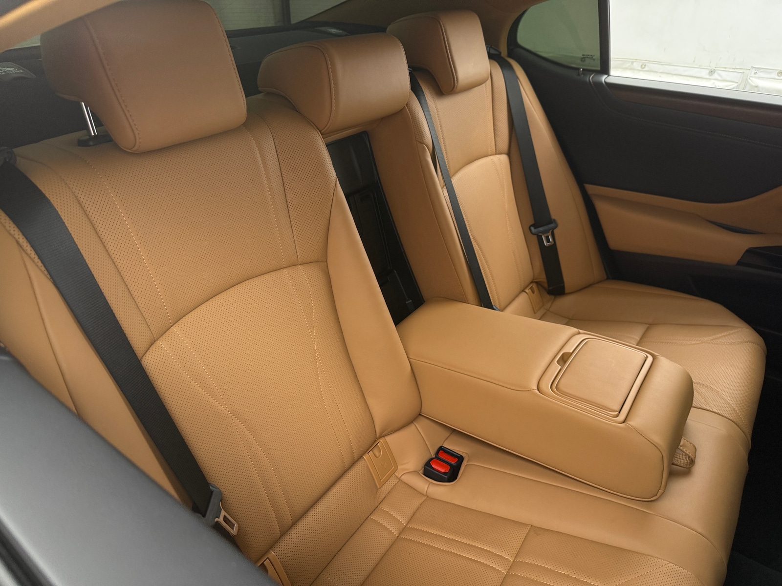 Thumbnail: 2024 Lexus ES - 5