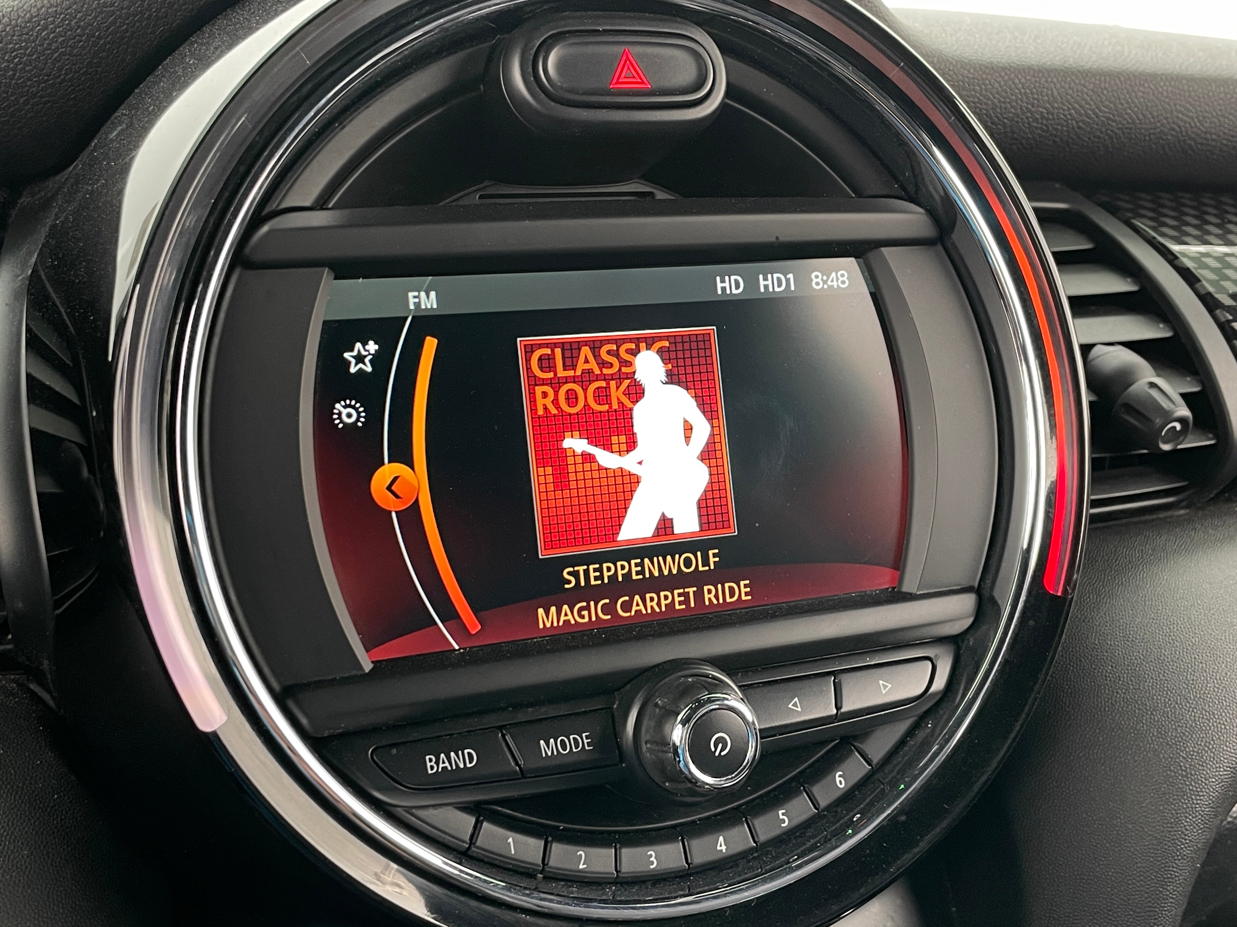 Thumbnail: 2019 MINI Cooper Hardtop - 3