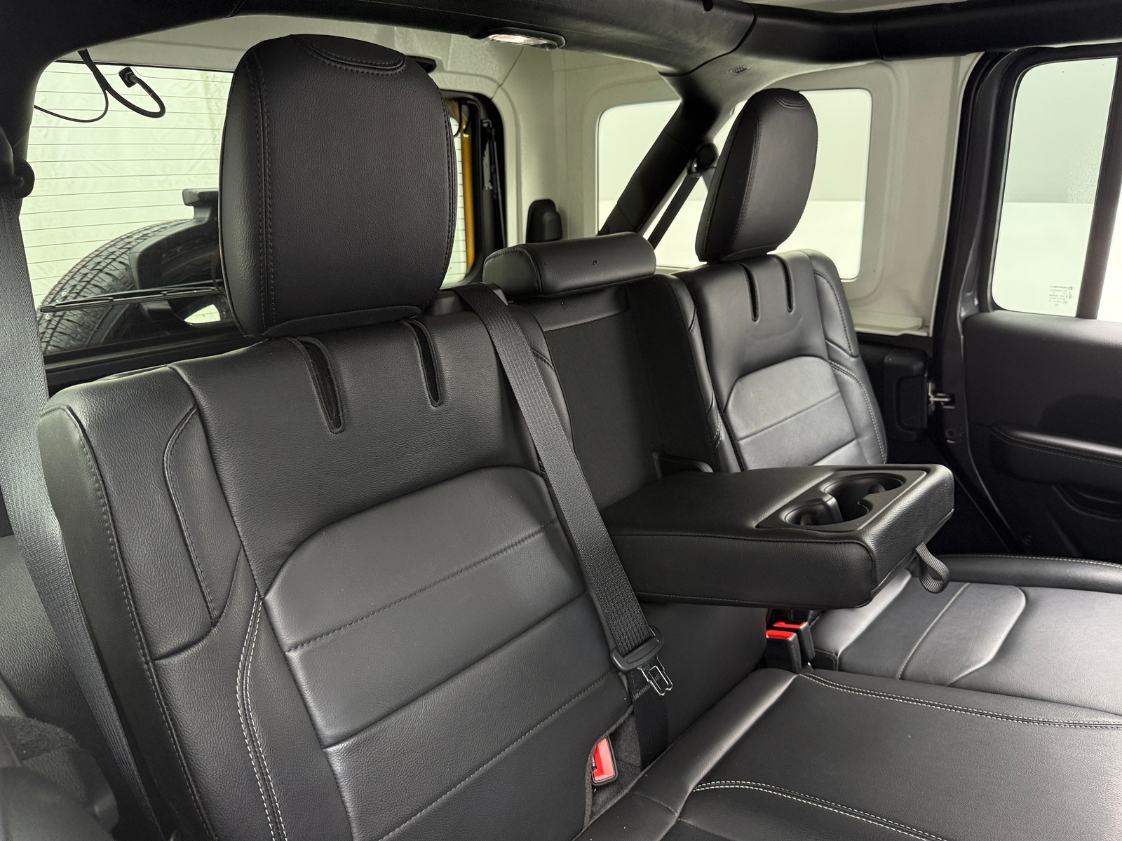 Thumbnail: 2021 Jeep Wrangler - 5