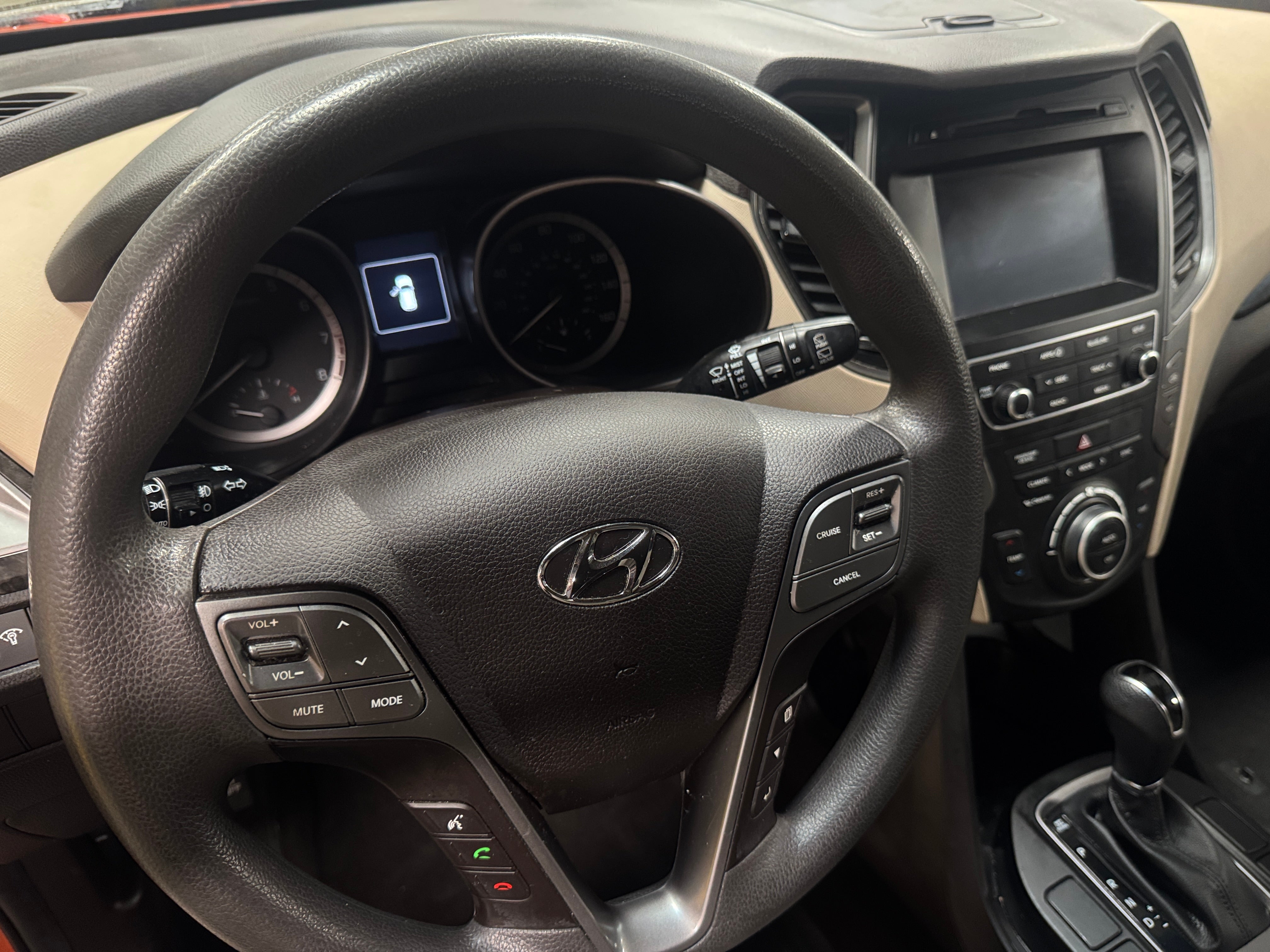 Thumbnail: 2017 Hyundai Santa Fe - 5
