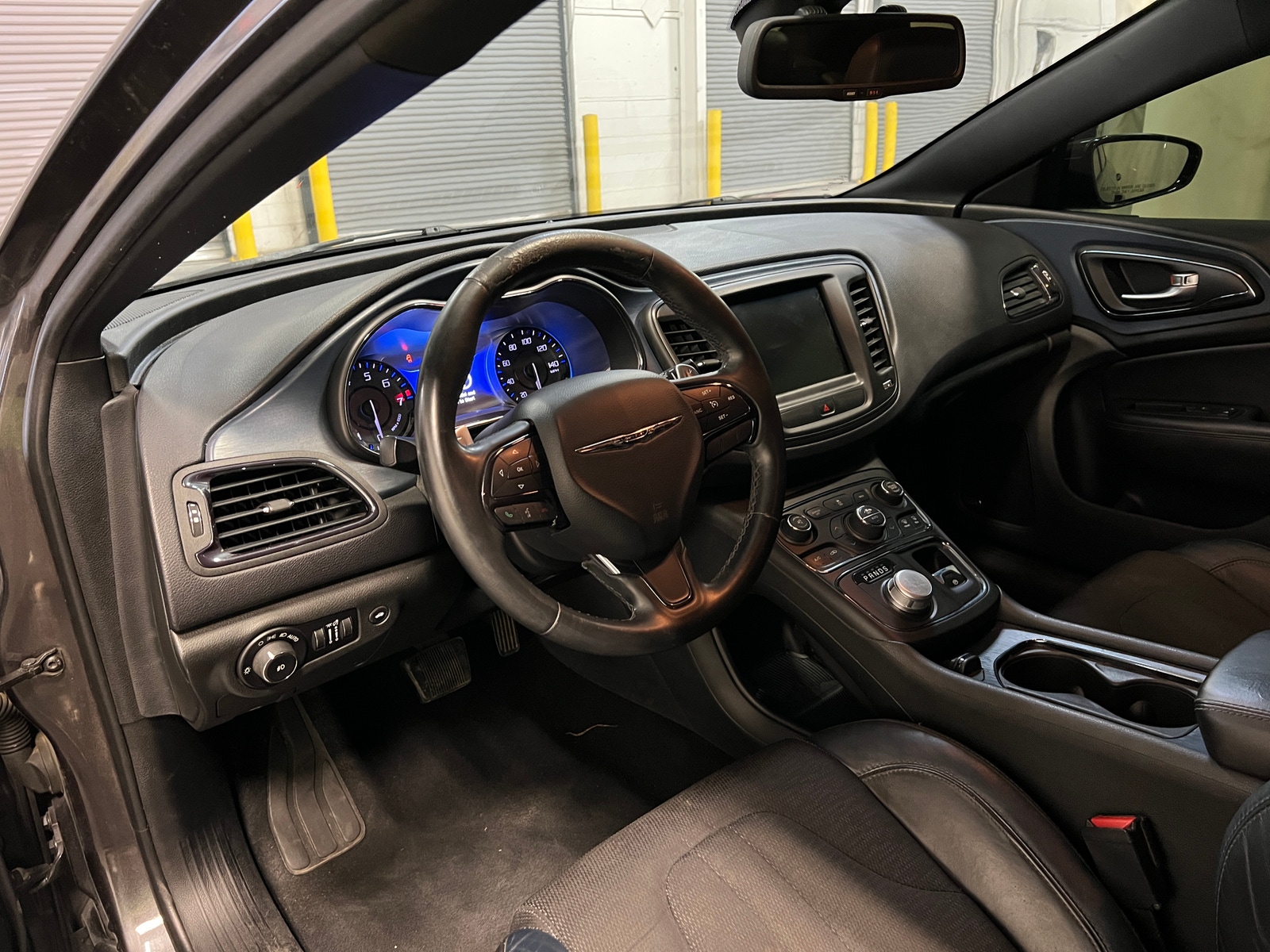 Thumbnail: 2015 Chrysler 200 - 2
