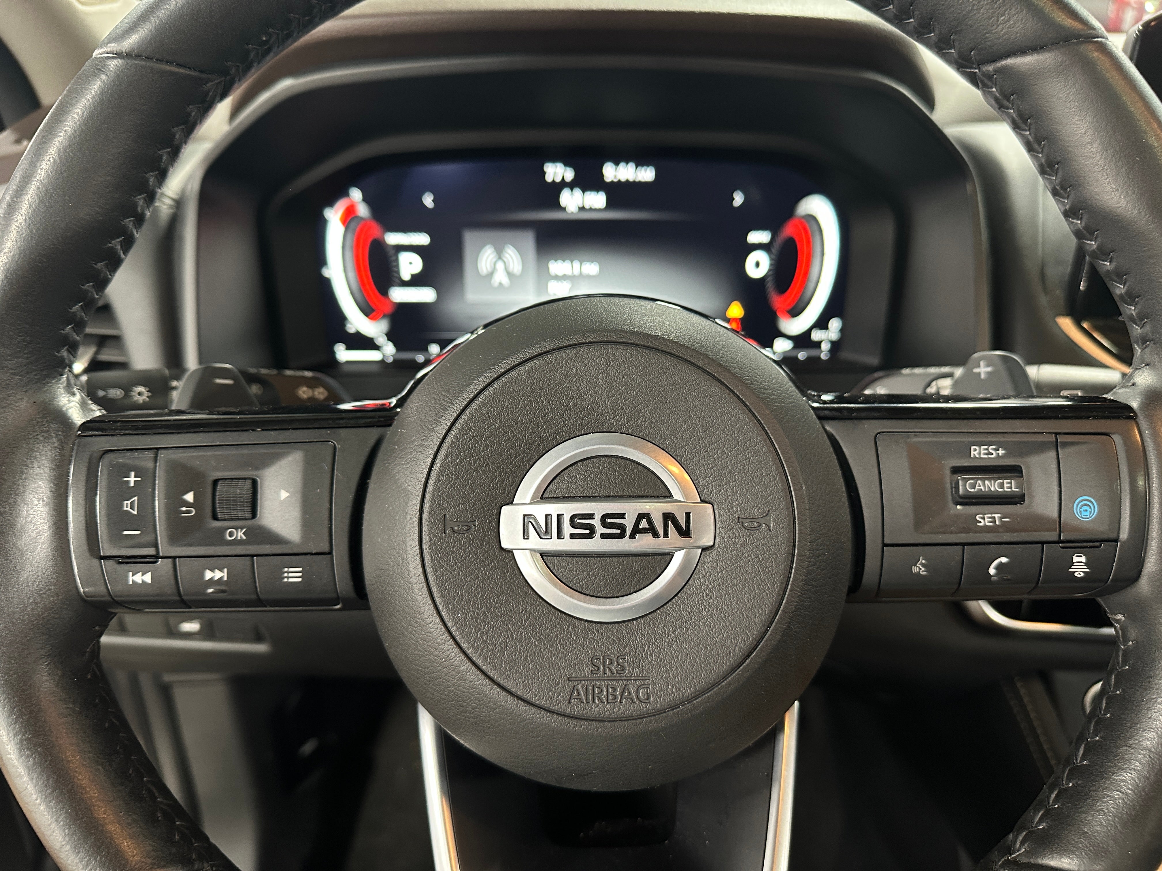 Thumbnail: 2021 Nissan Rogue - 4