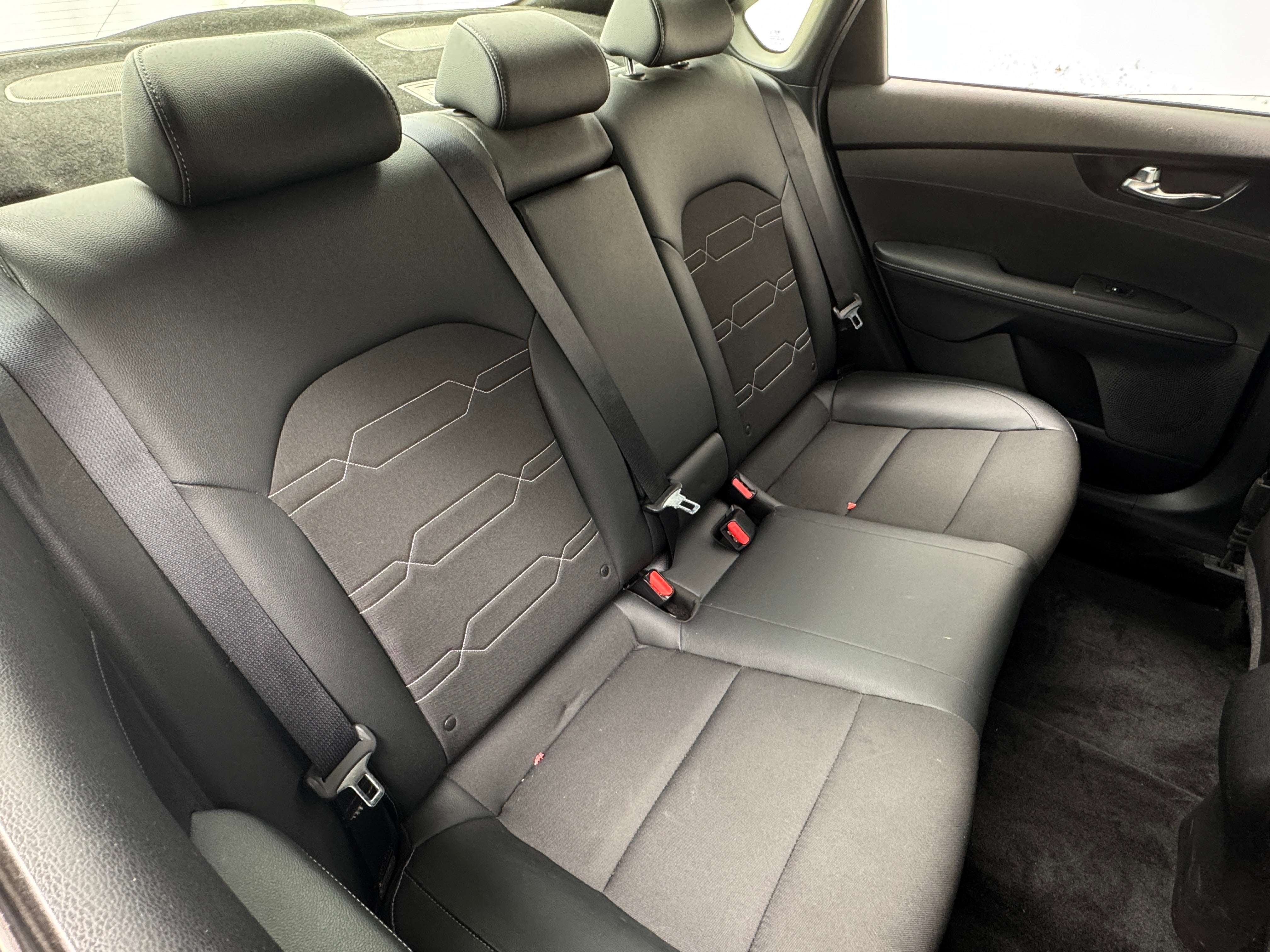 Thumbnail: 2021 Kia Forte - 6