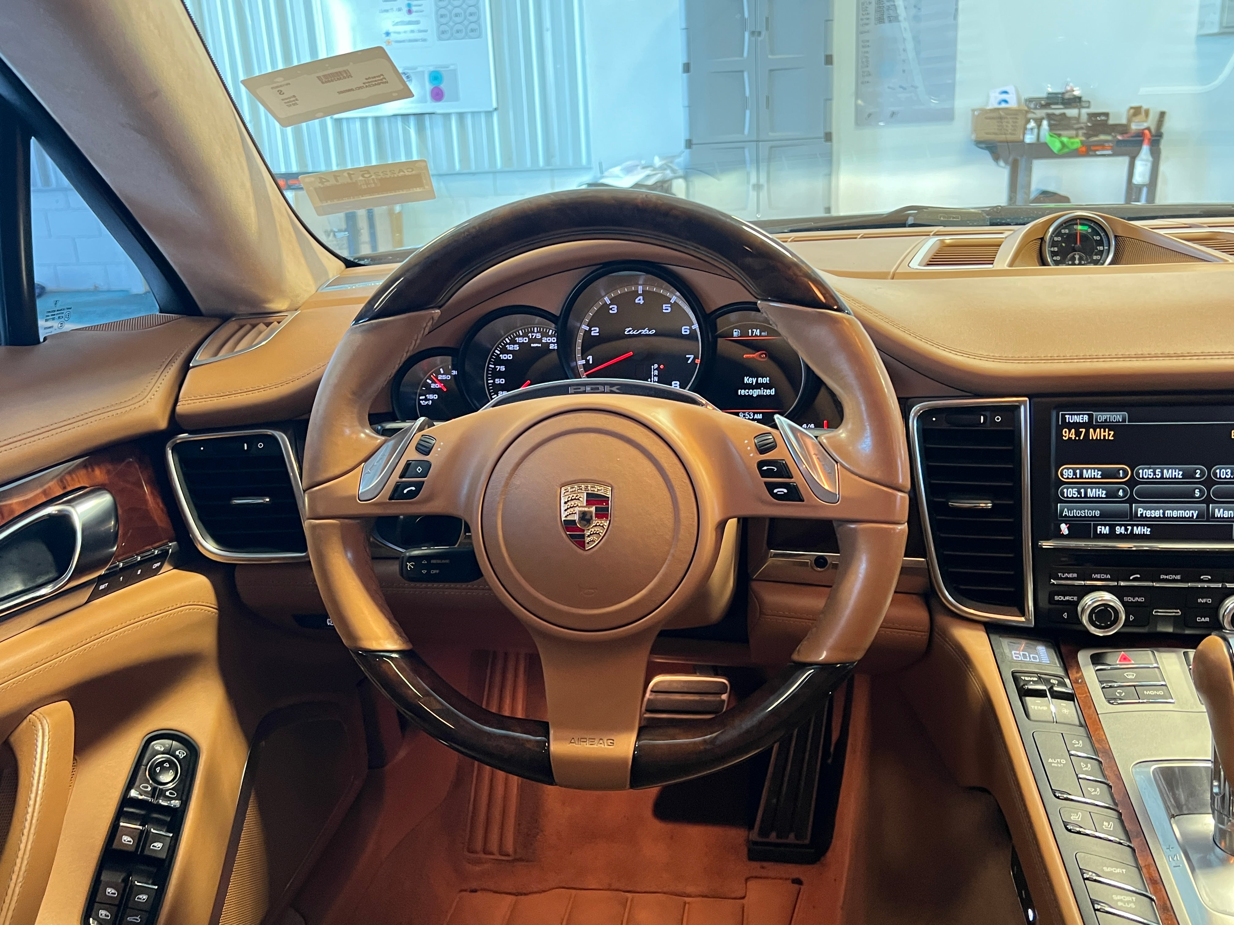 Thumbnail: 2012 Porsche Panamera - 4