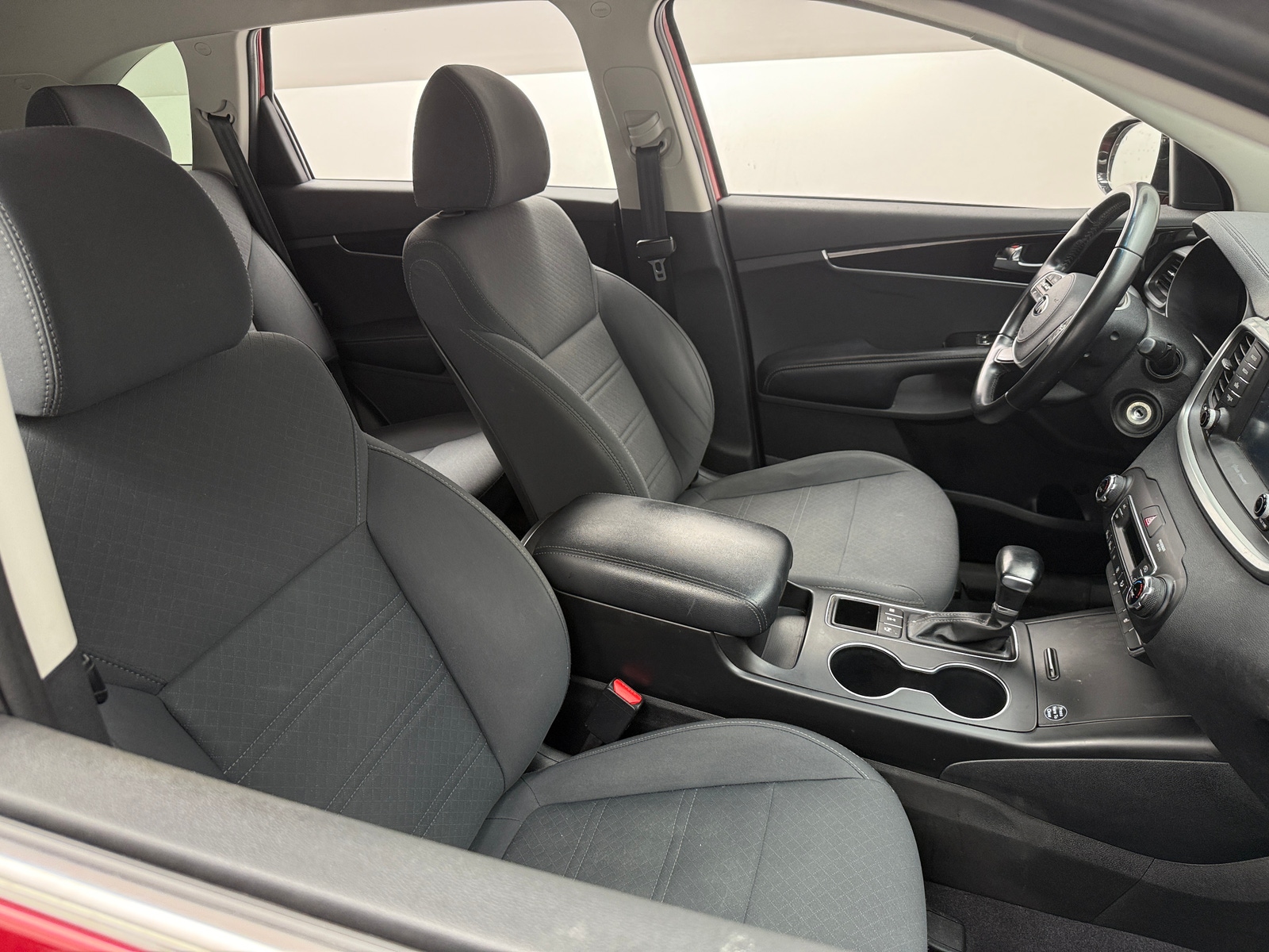 Thumbnail: 2019 Kia Sorento - 2