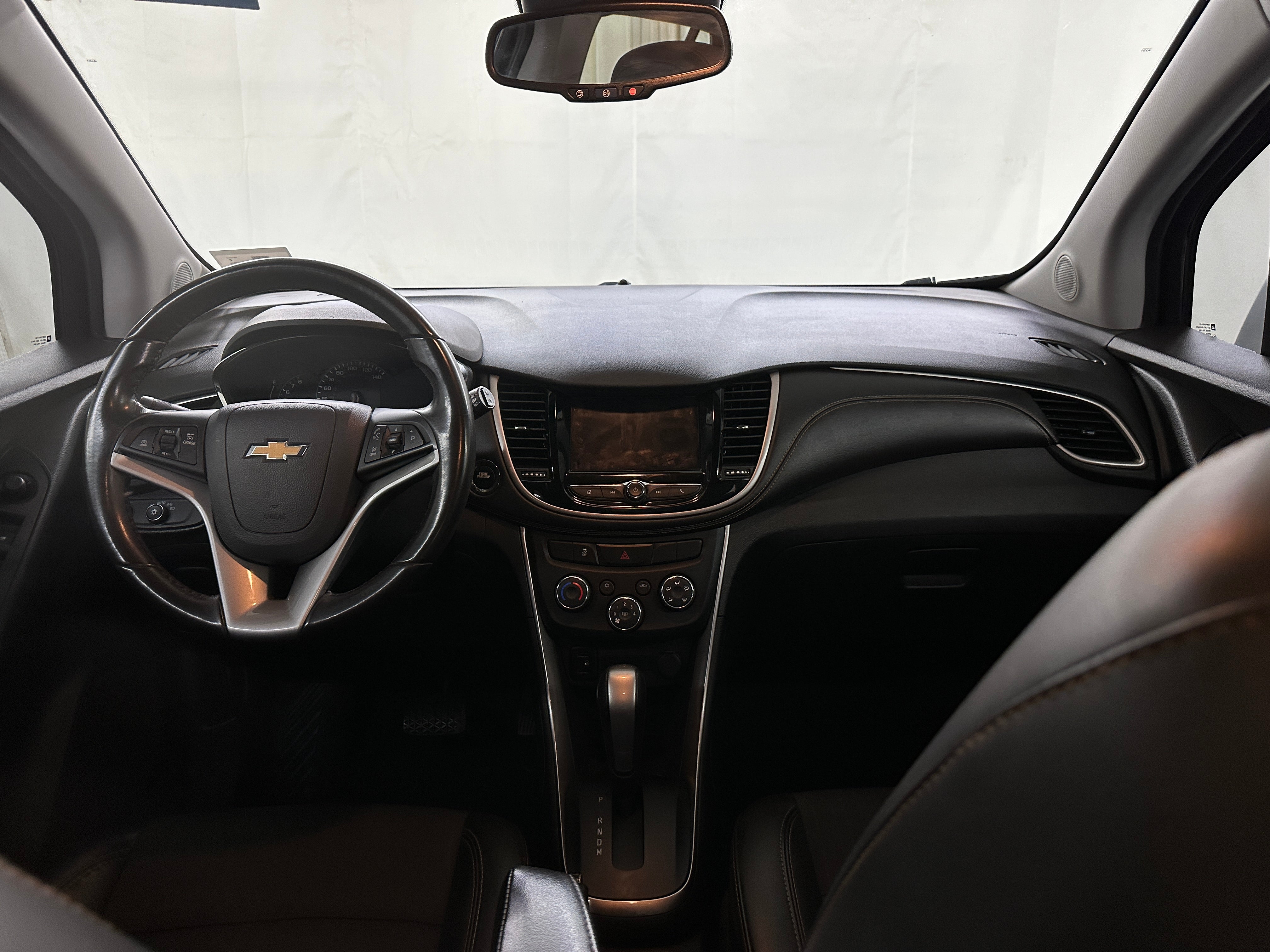 Thumbnail: 2019 Chevrolet Trax - 3