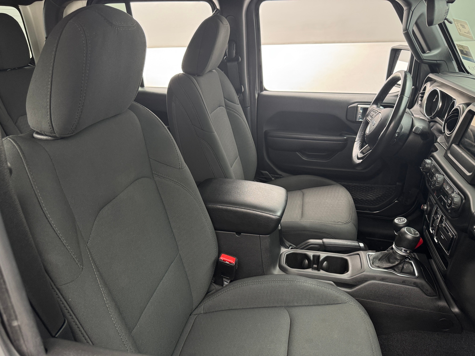 Thumbnail: 2021 Jeep Gladiator - 2