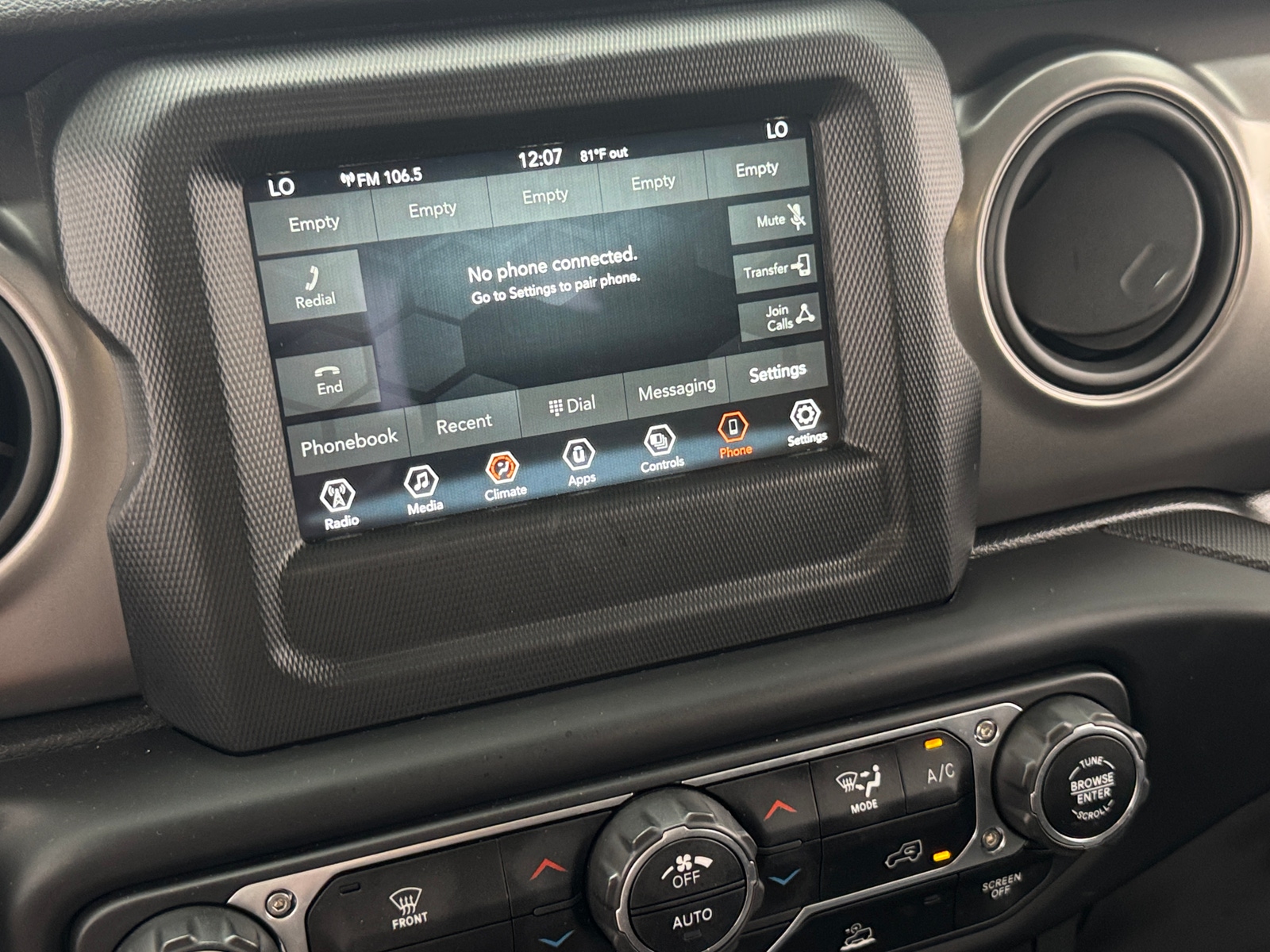Thumbnail: 2021 Jeep Gladiator - 4