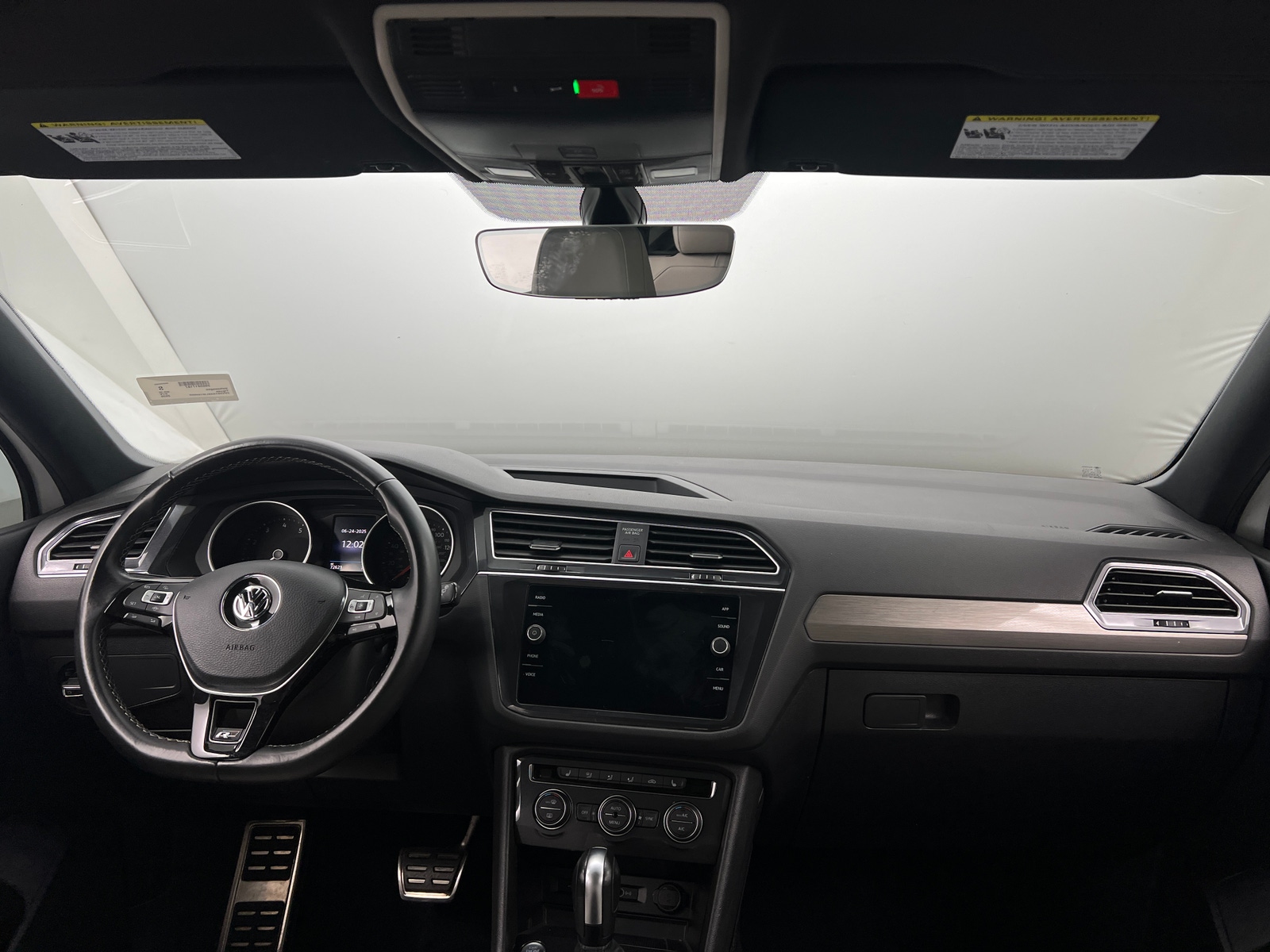 Thumbnail: 2020 Volkswagen Tiguan - 2
