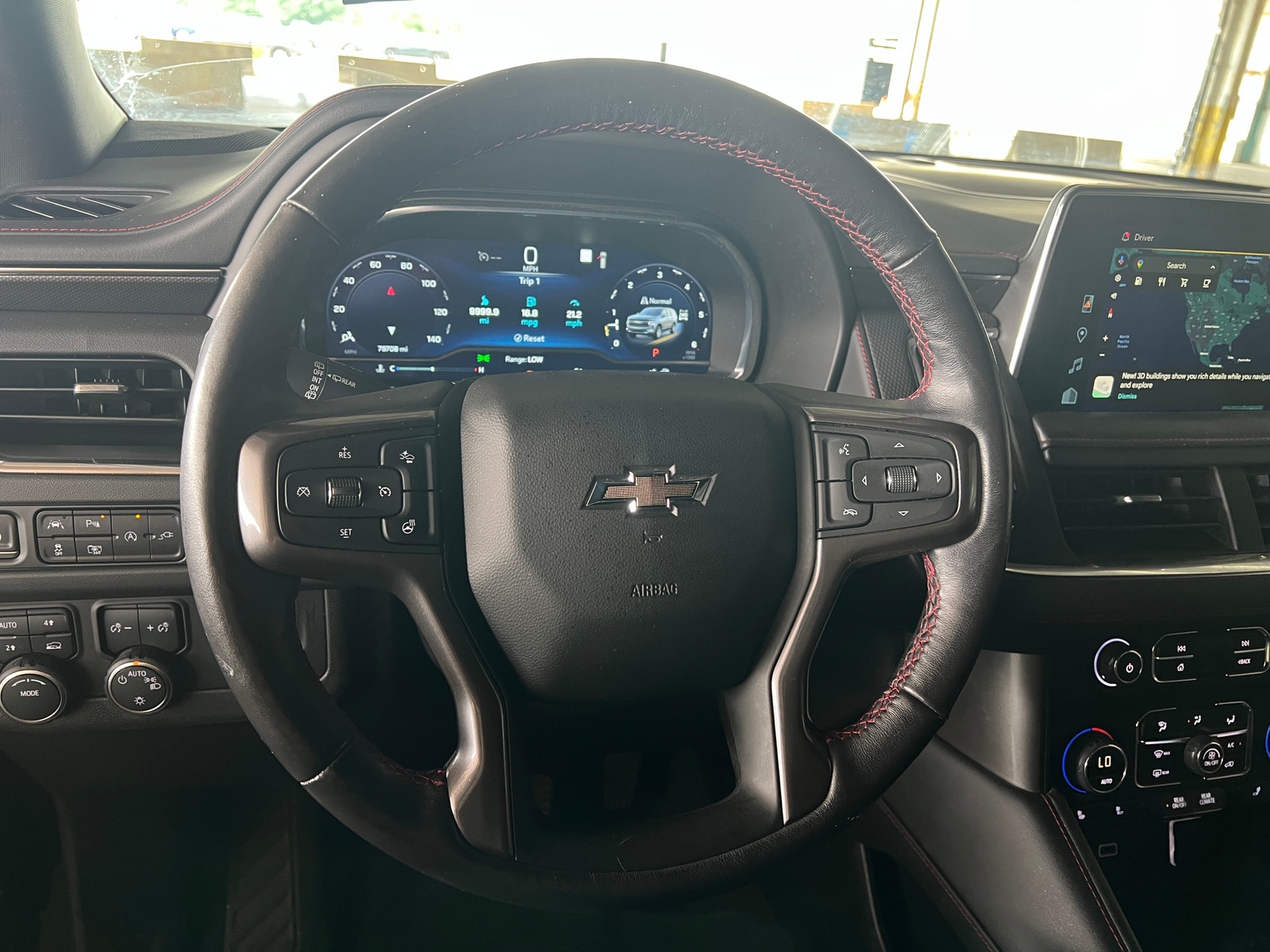 Thumbnail: 2022 Chevrolet Tahoe - 4