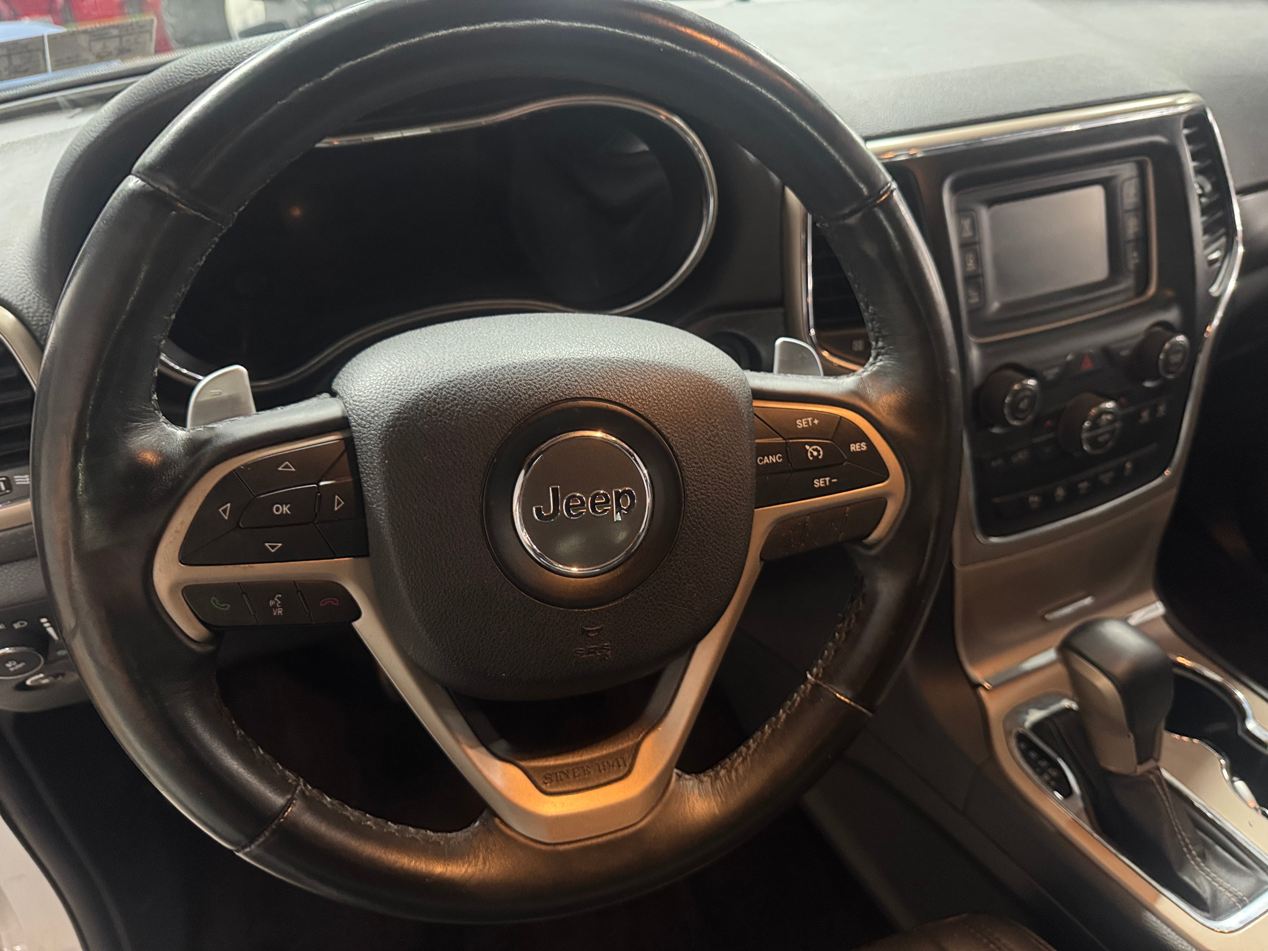 Thumbnail: 2016 Jeep Grand Cherokee - 5