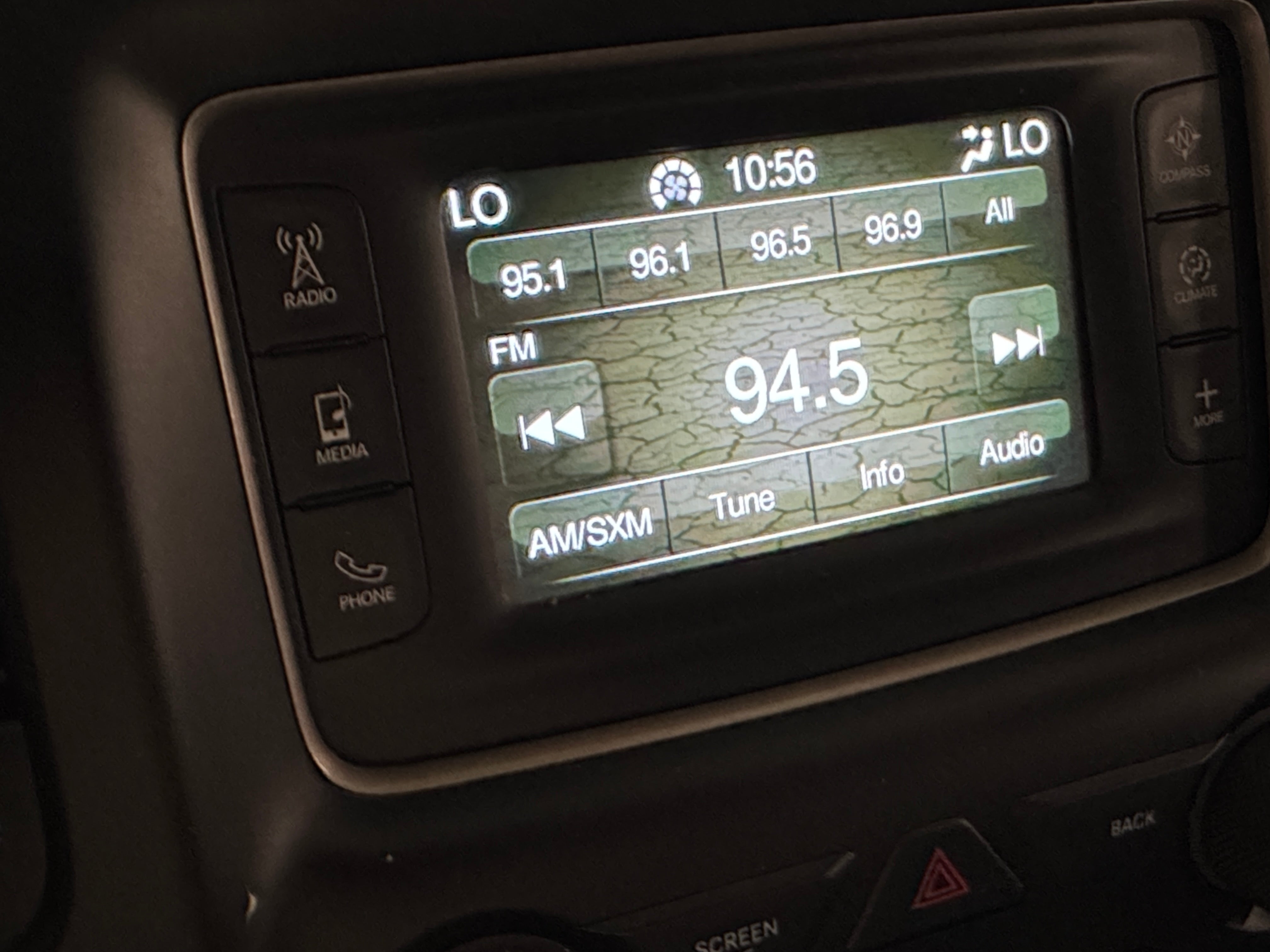Thumbnail: 2016 Jeep Grand Cherokee - 4