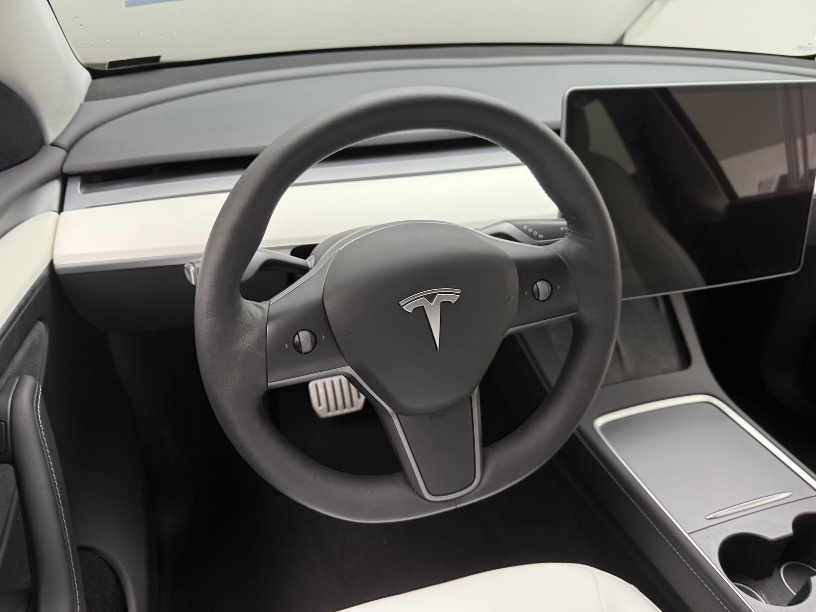 Thumbnail: 2023 Tesla Model Y - 4