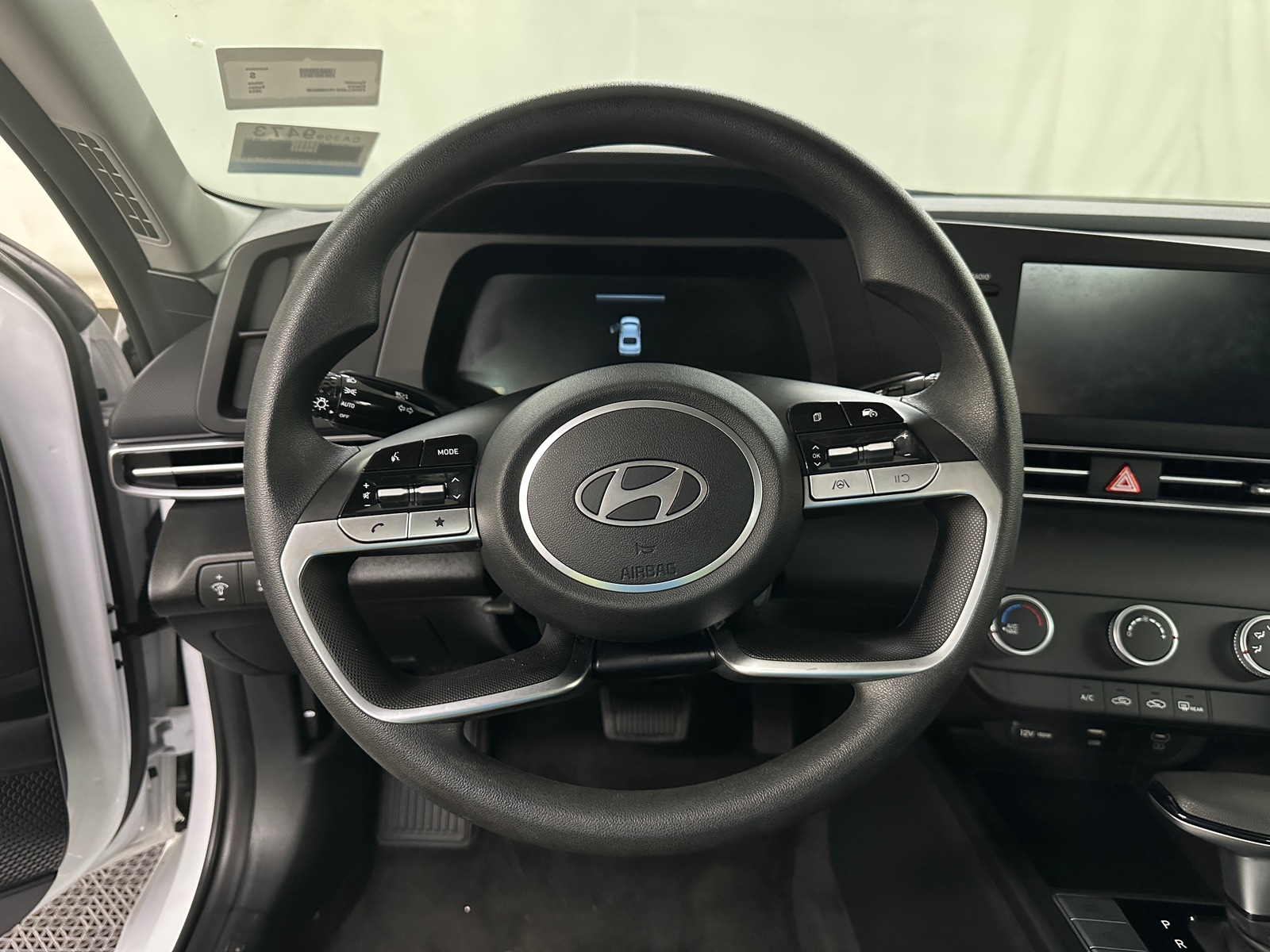 Thumbnail: 2024 Hyundai Elantra - 5