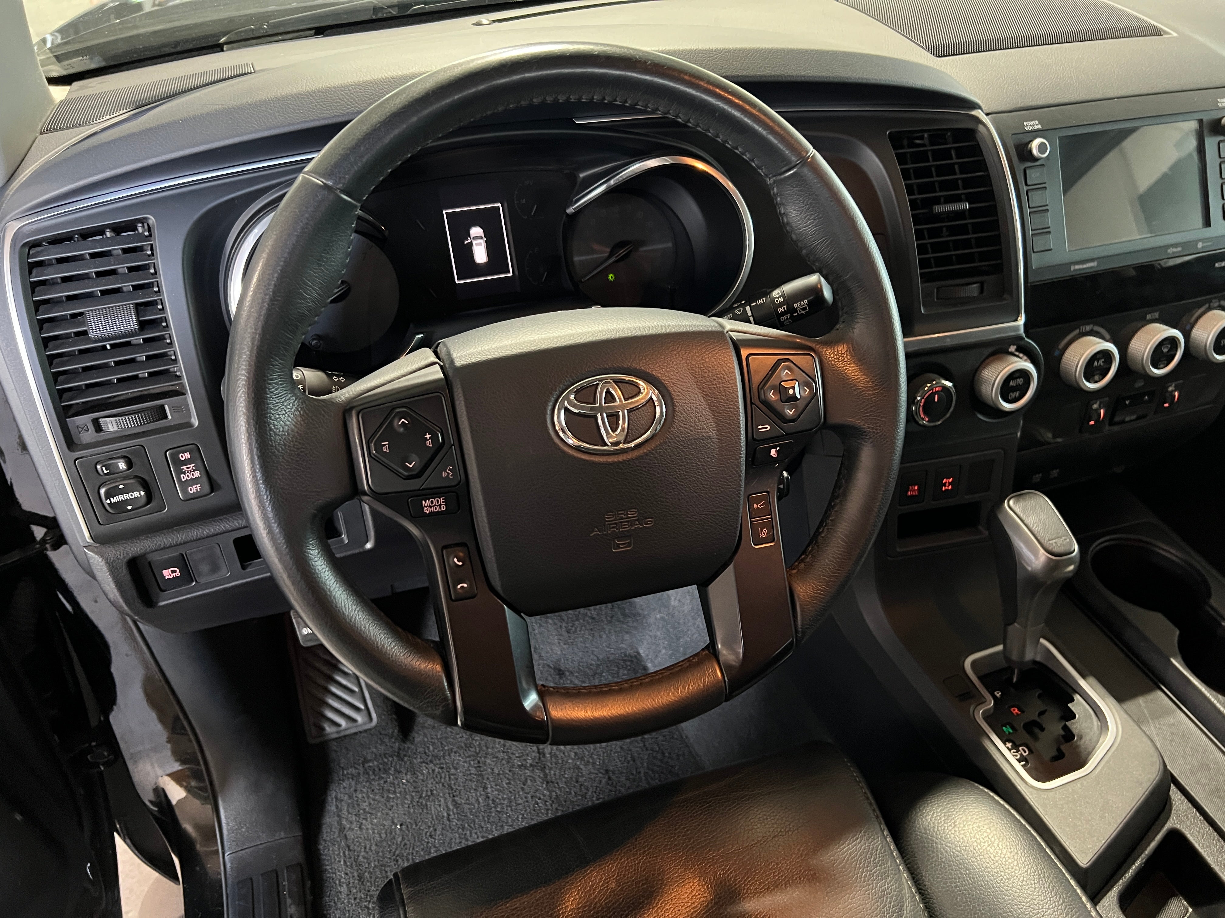 Thumbnail: 2020 Toyota Sequoia - 4