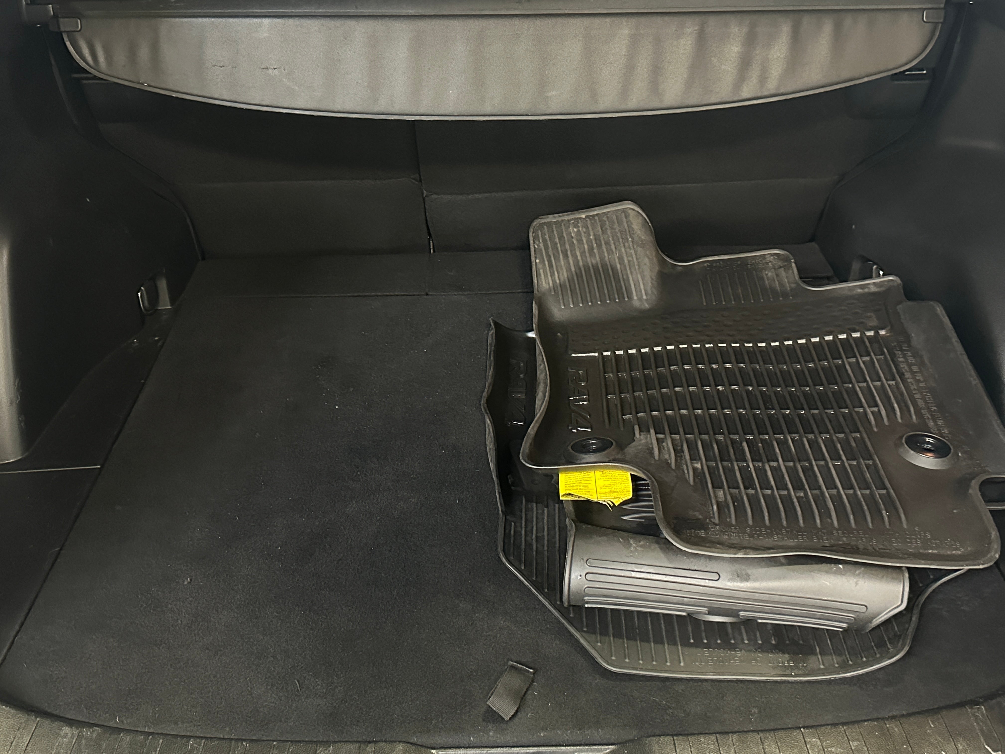 Thumbnail: 2021 Toyota RAV4 - 6