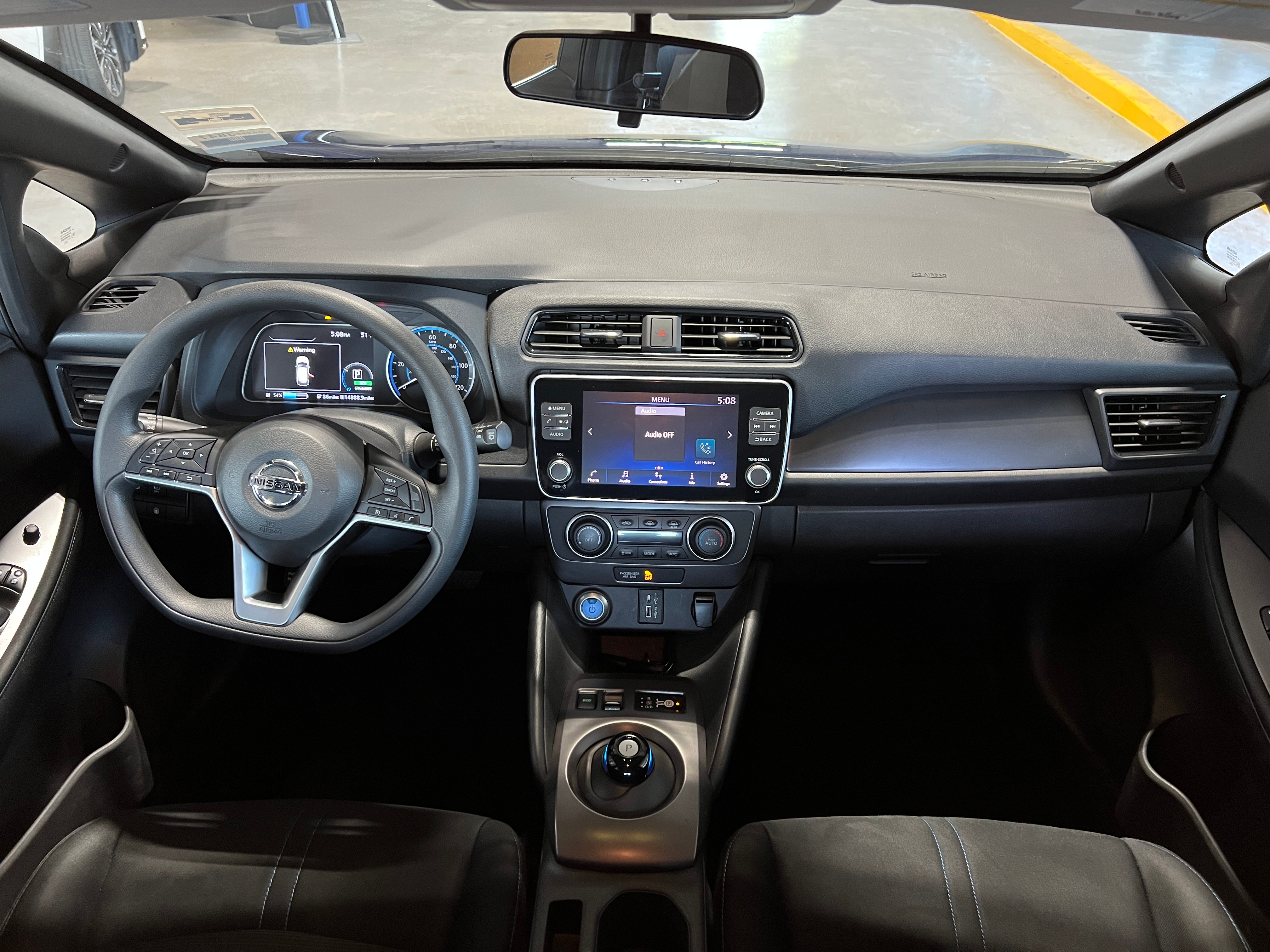 Thumbnail: 2021 Nissan Leaf - 3