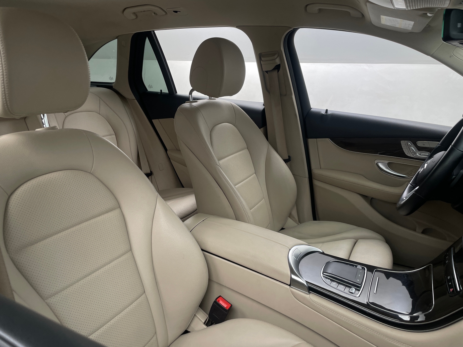 Thumbnail: 2021 Mercedes-Benz GLC - 2