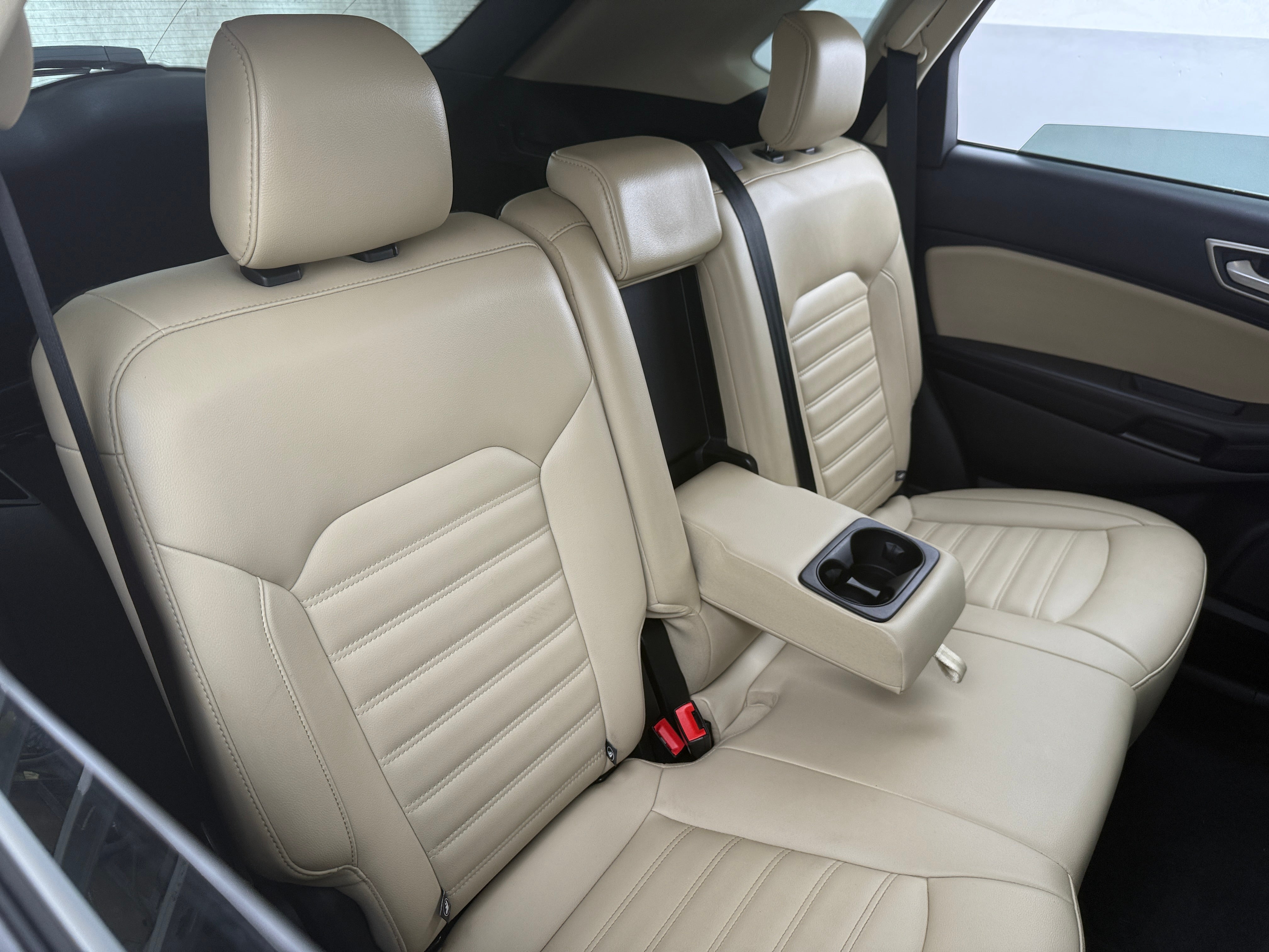 Thumbnail: 2021 Ford Edge - 5