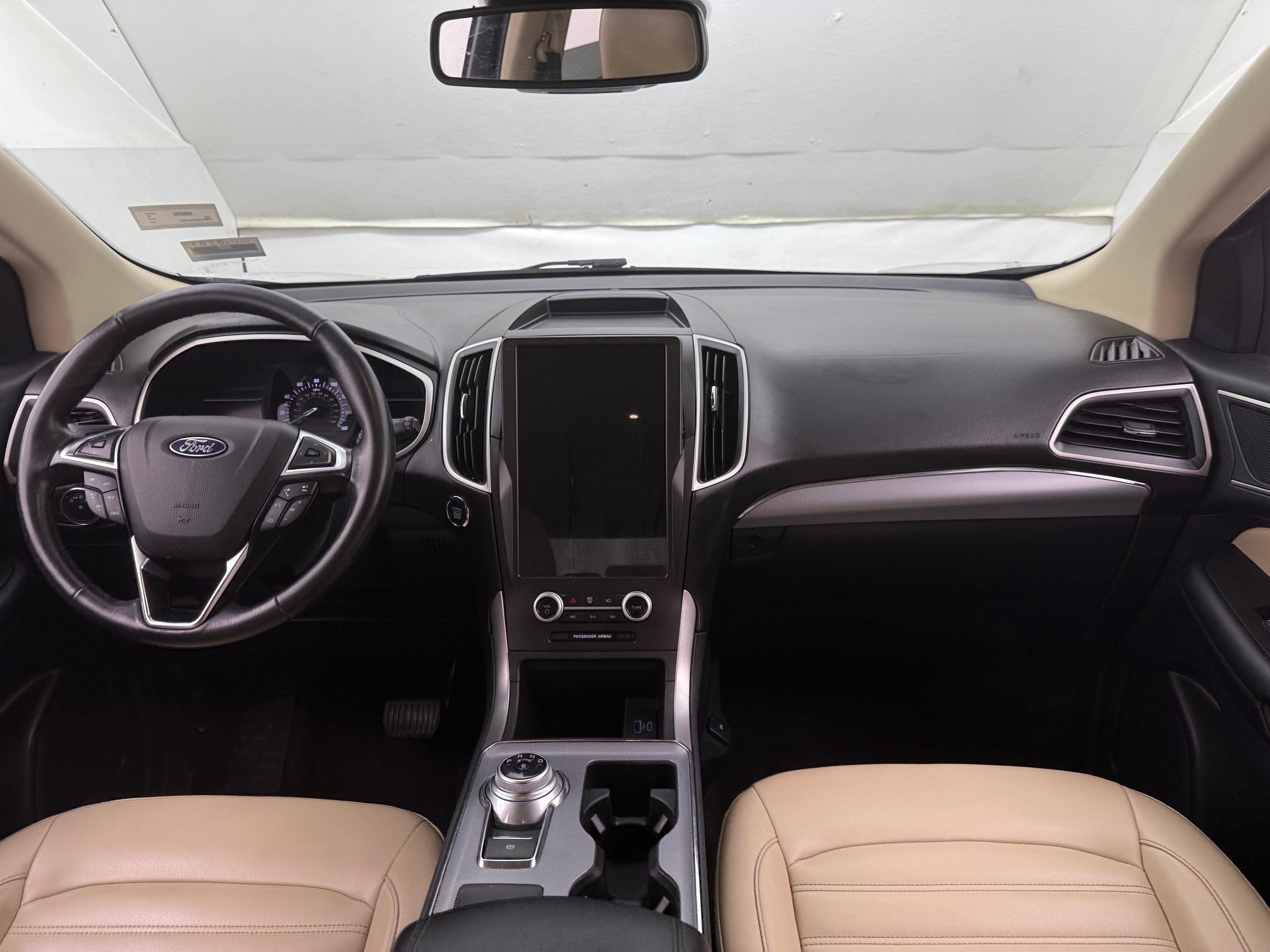 Thumbnail: 2021 Ford Edge - 2