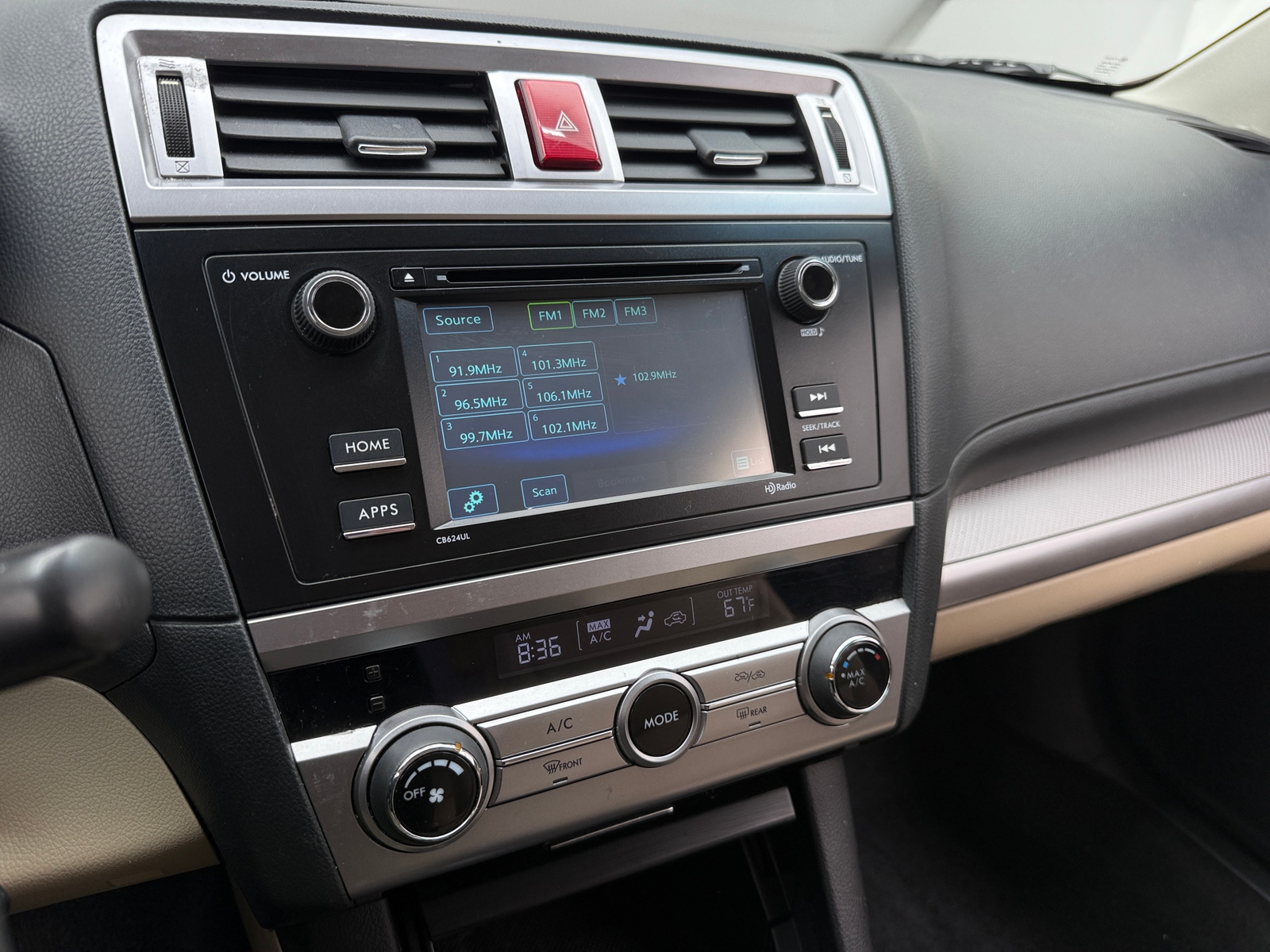 Thumbnail: 2015 Subaru Legacy - 4
