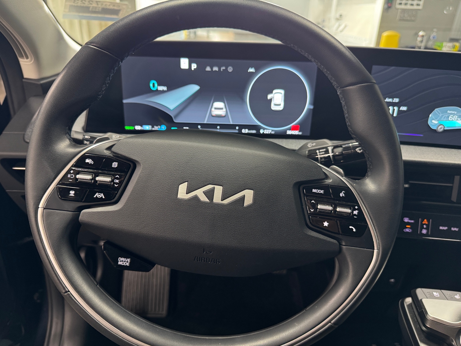 Thumbnail: 2023 Kia EV6 - 4