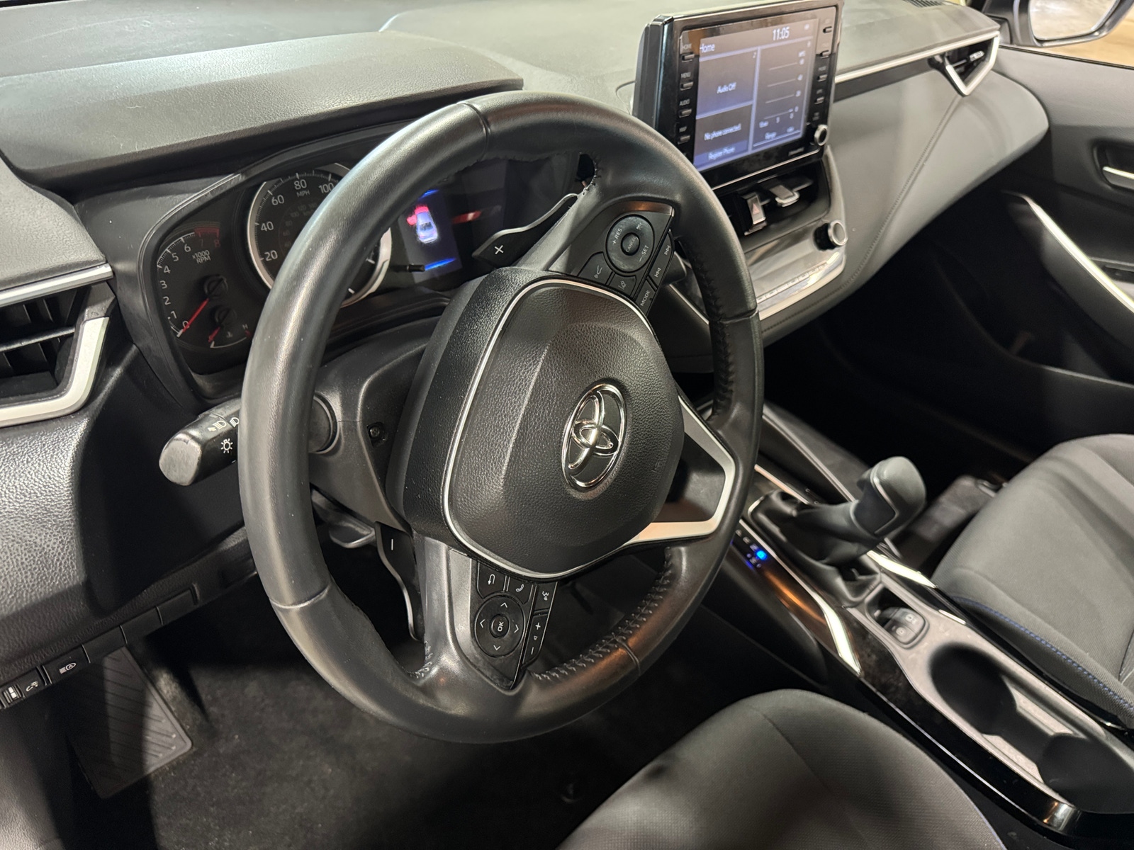 Thumbnail: 2022 Toyota Corolla - 3