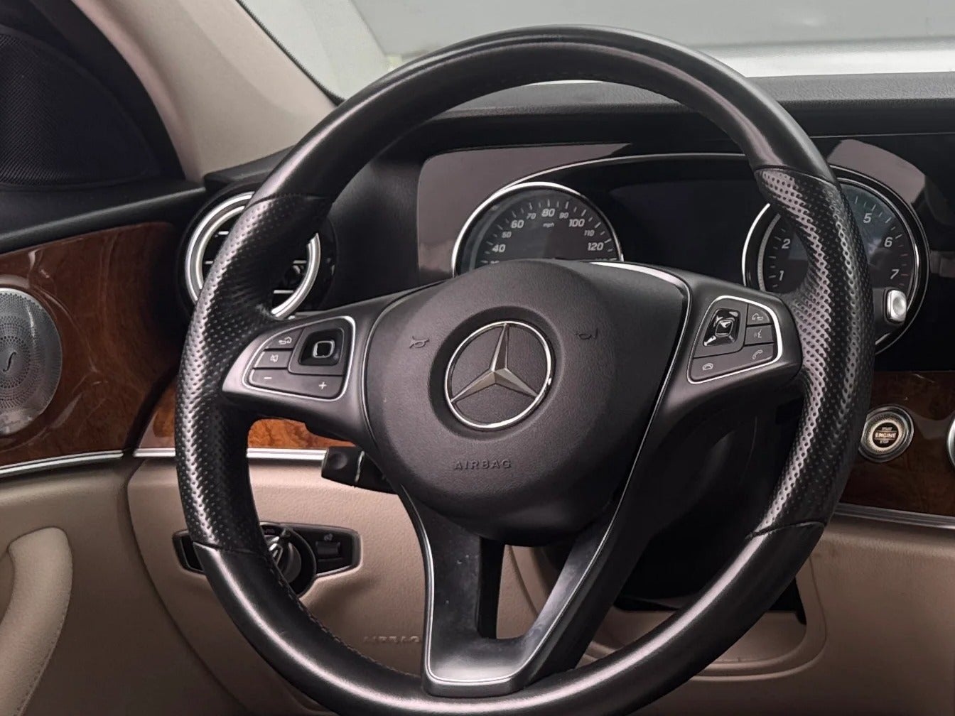 Thumbnail: 2018 Mercedes-Benz E-Class - 4