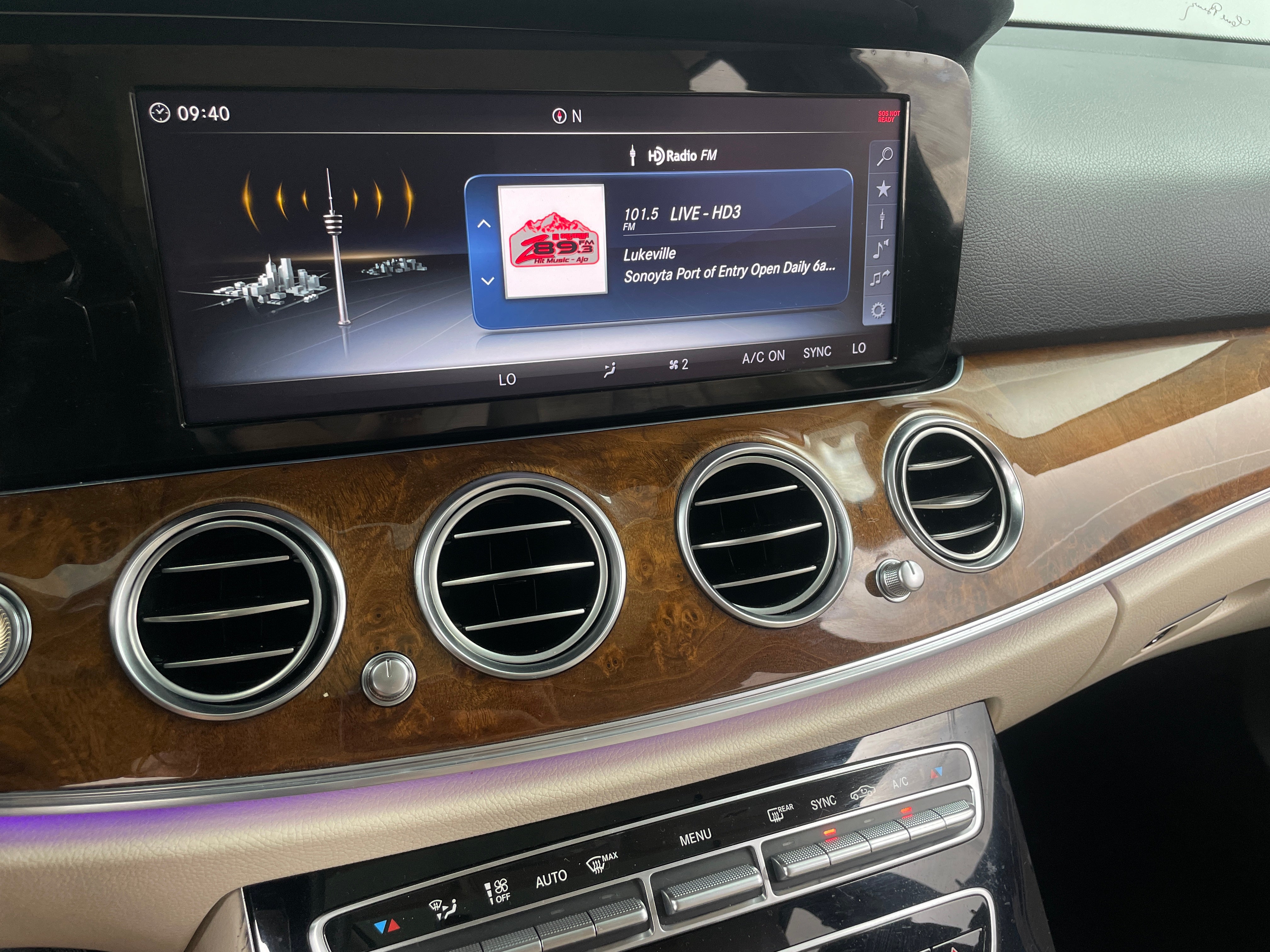 Thumbnail: 2018 Mercedes-Benz E-Class - 3
