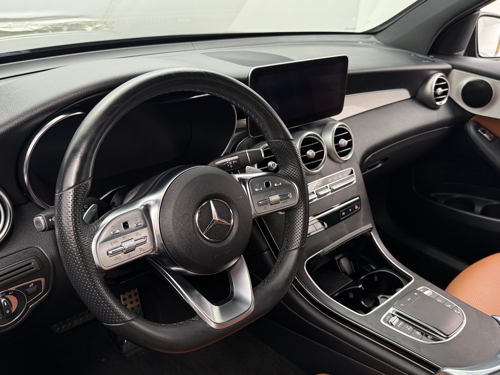 Thumbnail: 2022 Mercedes-Benz GLC - 4