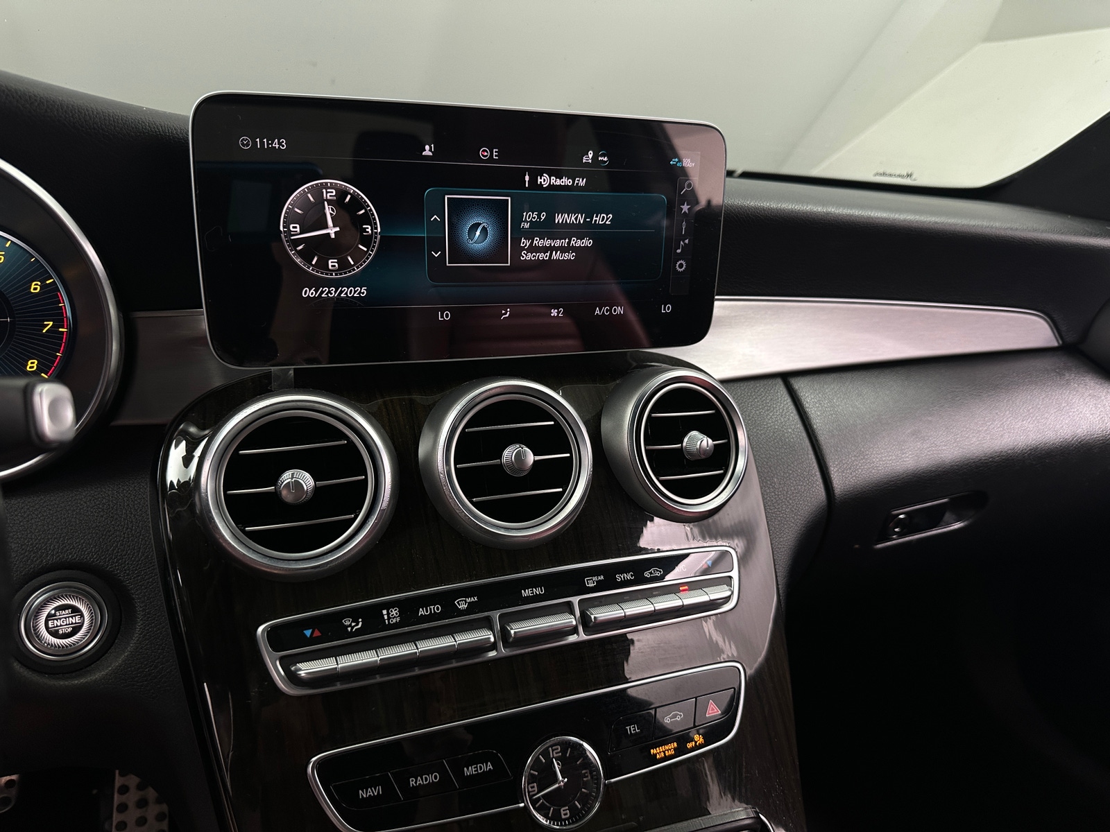 Thumbnail: 2019 Mercedes-Benz C-Class - 2