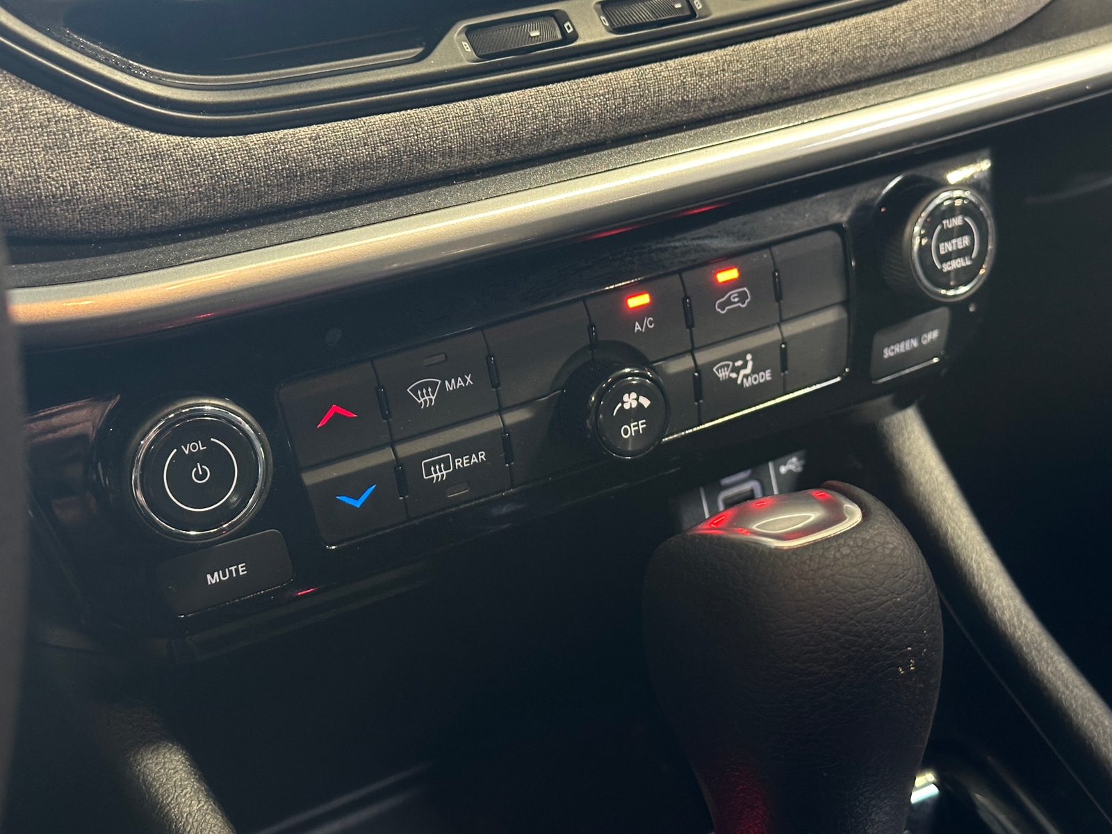 Thumbnail: 2024 Jeep Compass - 4