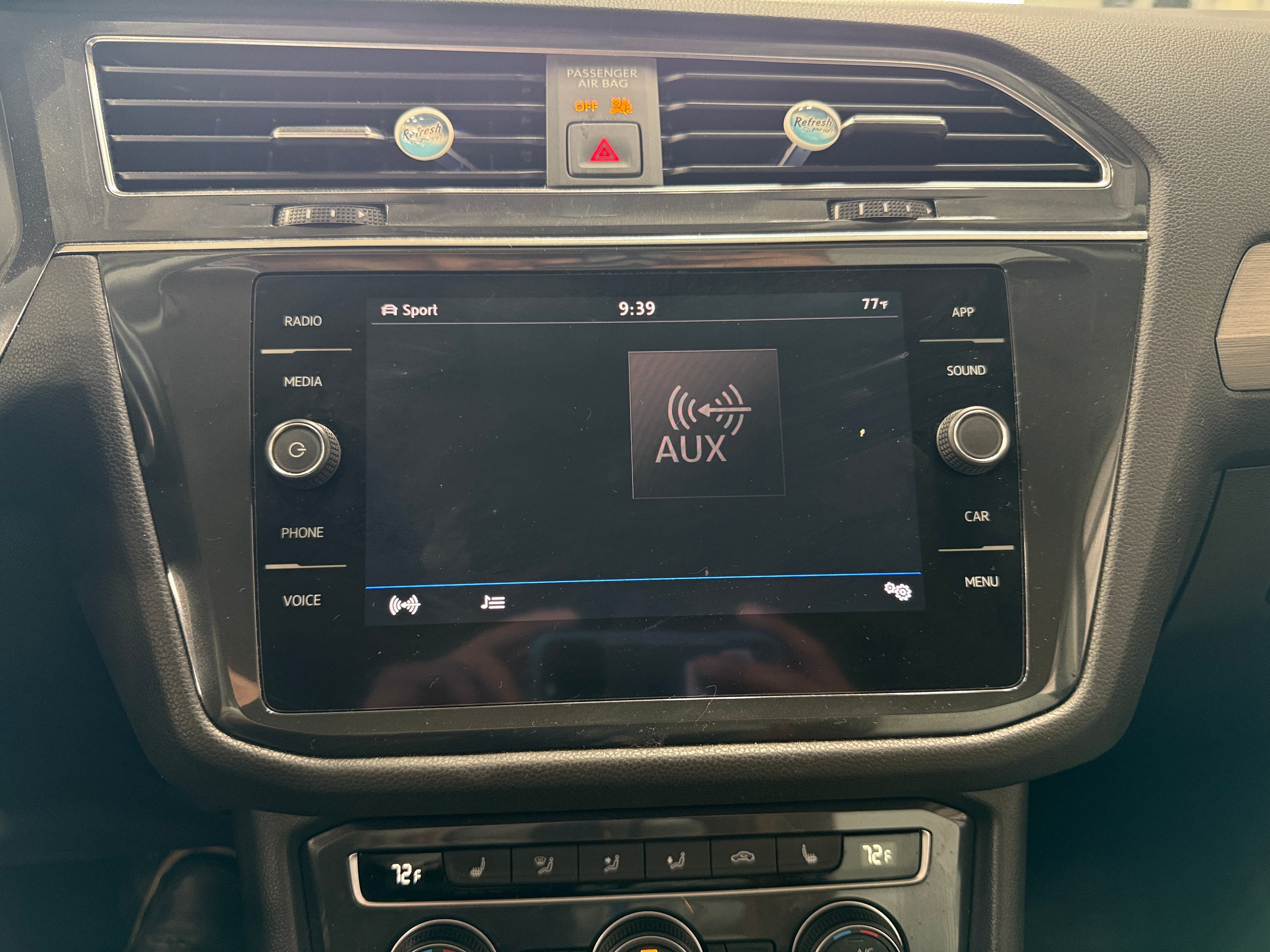 Thumbnail: 2019 Volkswagen Tiguan - 3