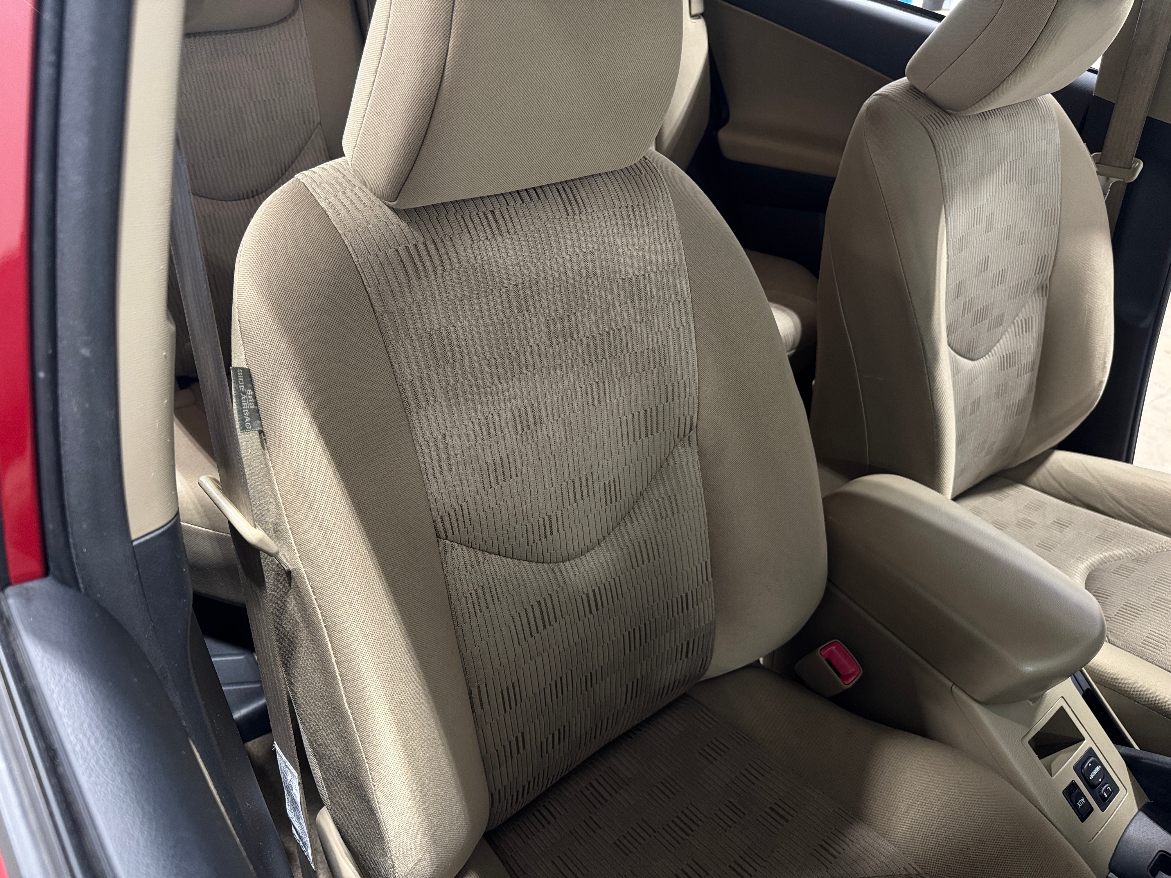 Thumbnail: 2010 Toyota RAV4 - 2