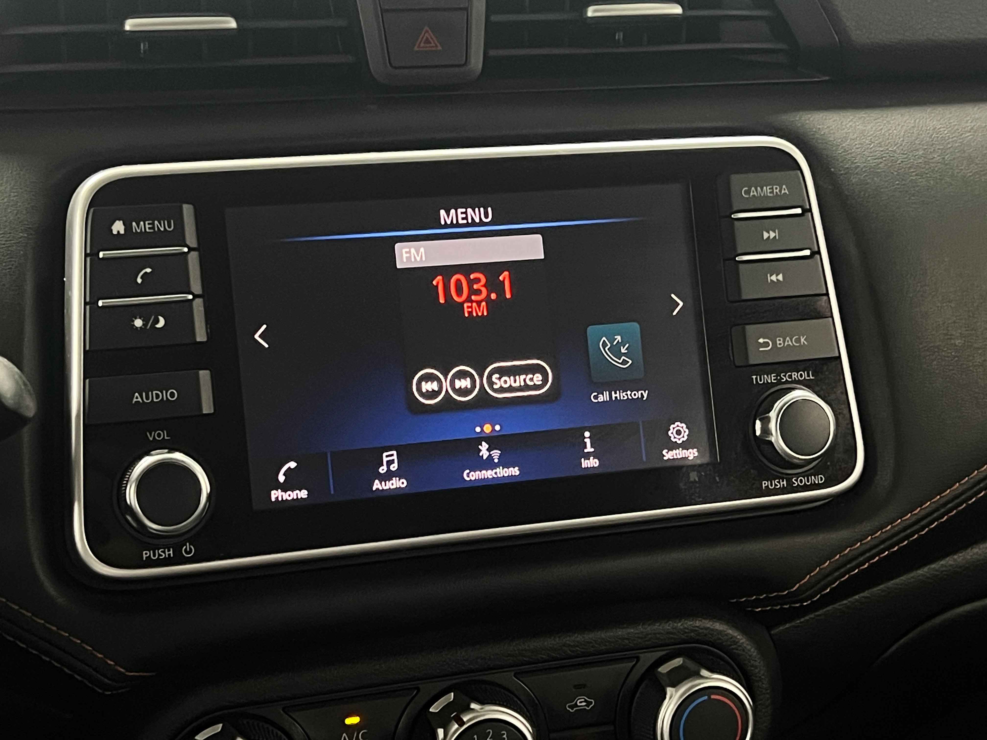Thumbnail: 2021 Nissan Versa - 4